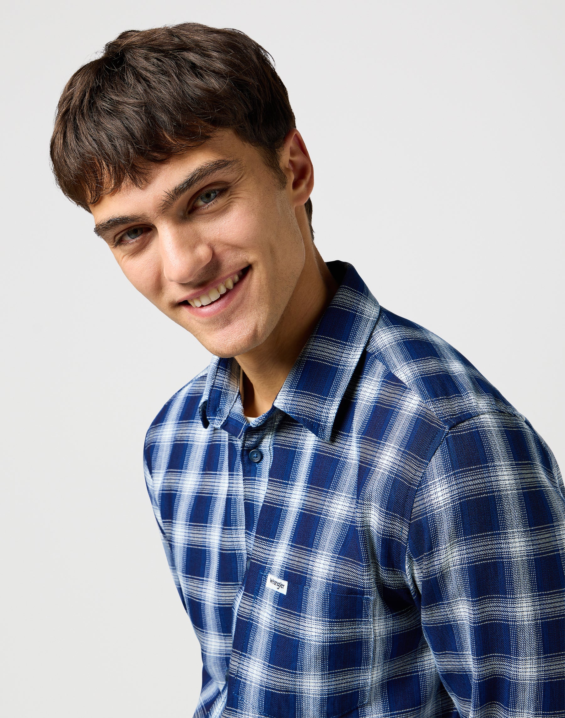 1 pt Chemise en Indigo Plaid Chemises Wrangler