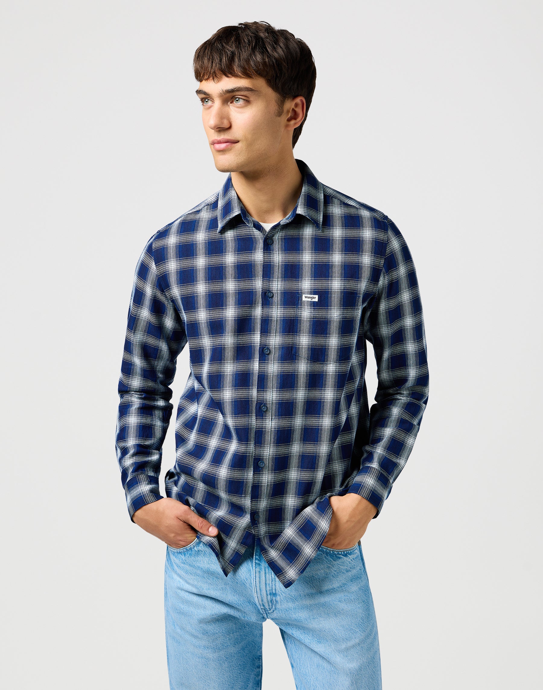 1 pt Chemise en Indigo Plaid Chemises Wrangler