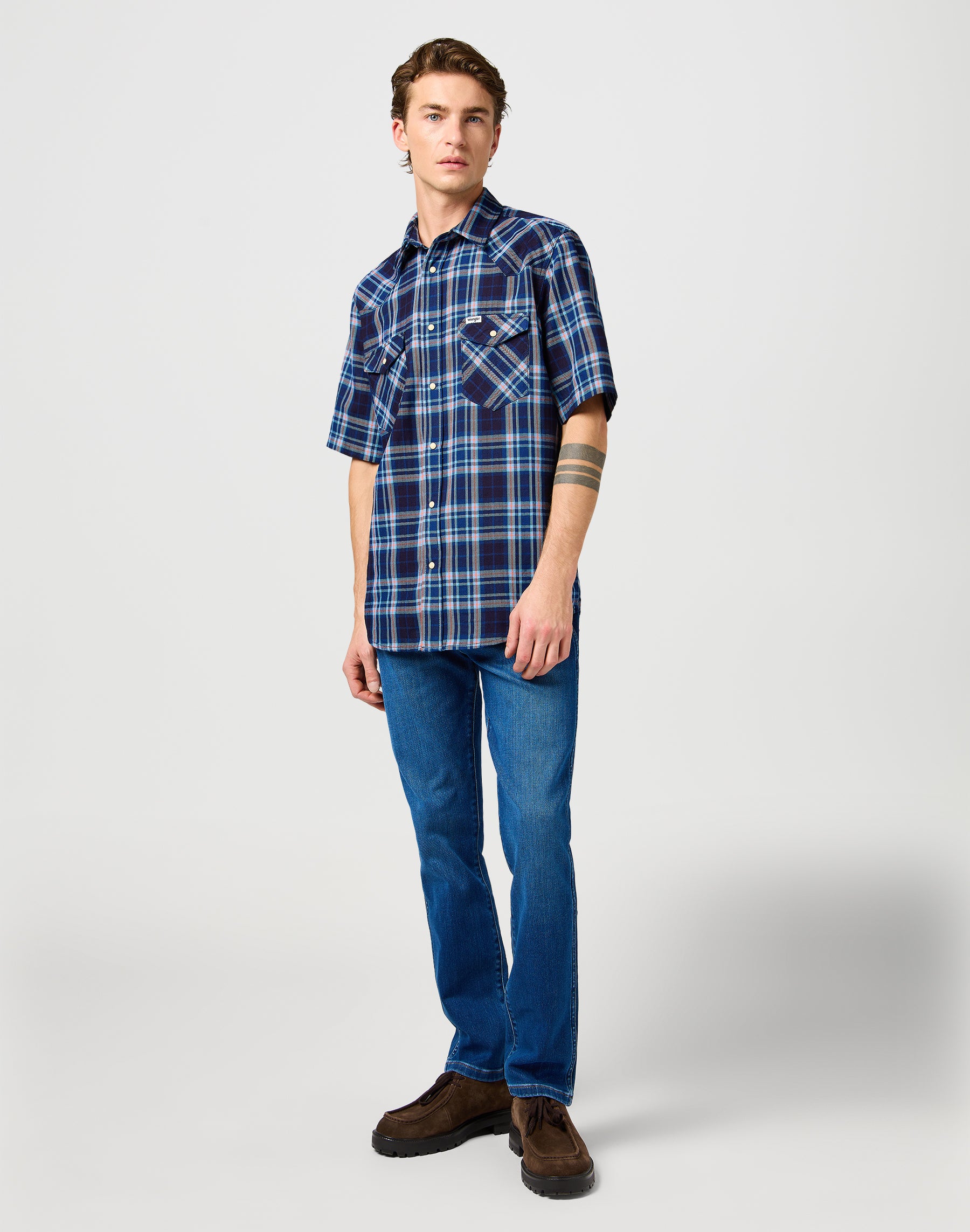 Chemise Western Ss in Flamingo Indigo Chemises Wrangler