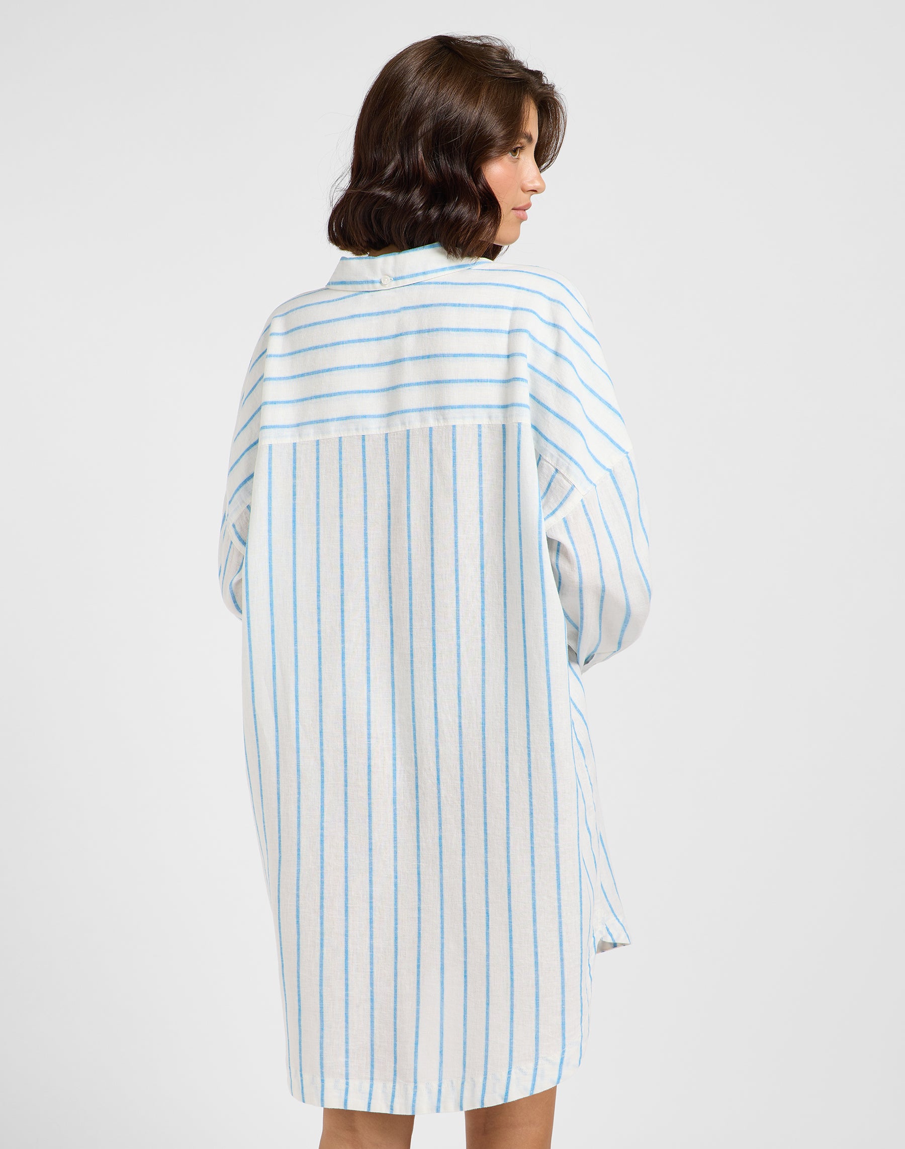 Robe Relaxed Shirt in Stream Blue Stripe Robes Lee