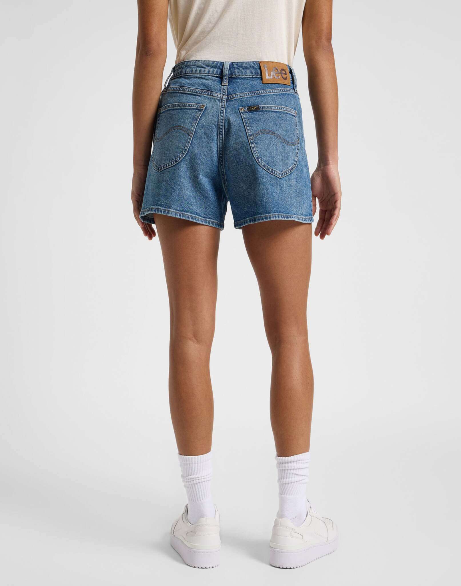 Carol Short en jean fil bleu Lee