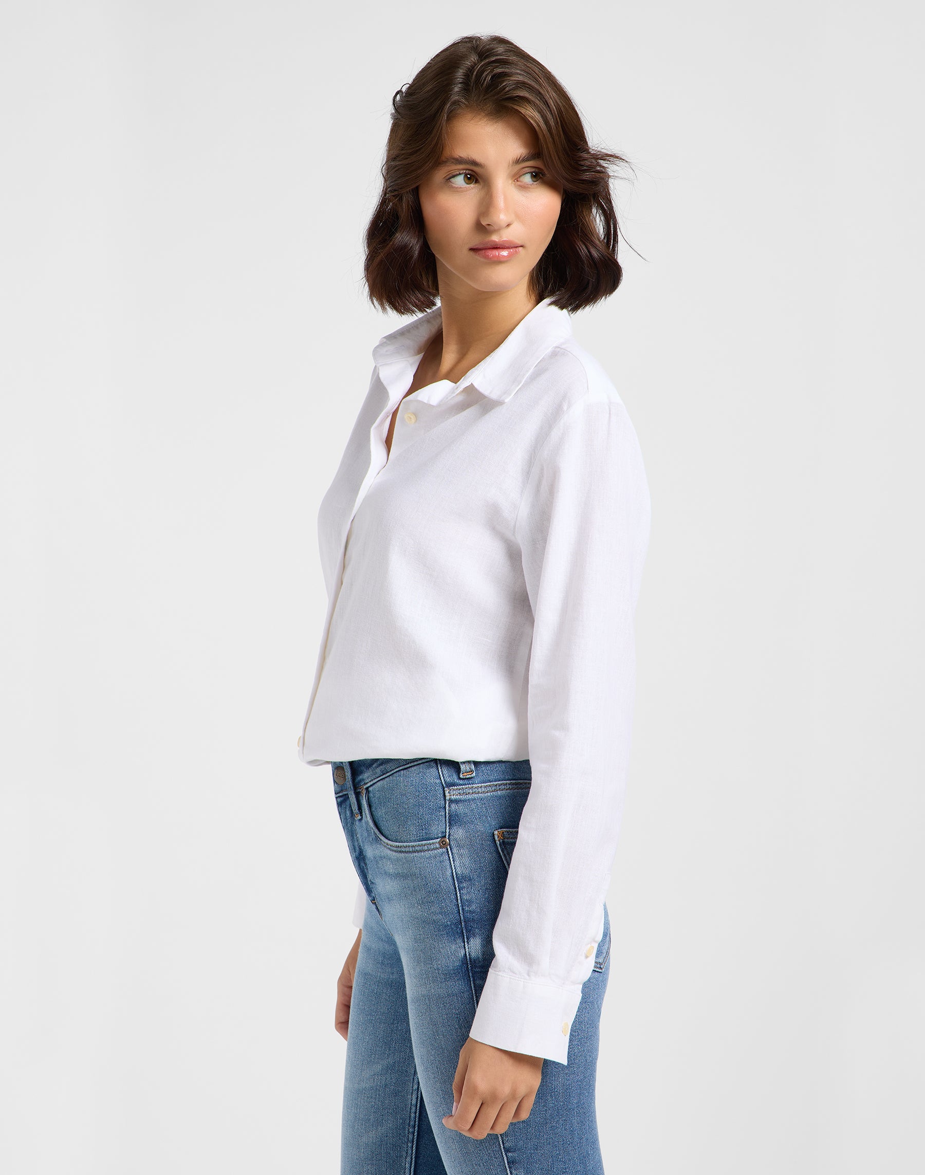 Pocketless Shirt in Bright White Chemises Lee