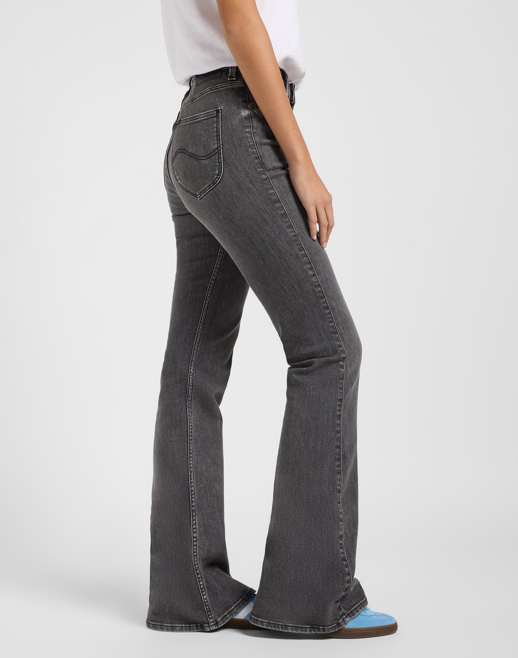 Breese in Faded Paint Jeans Lee