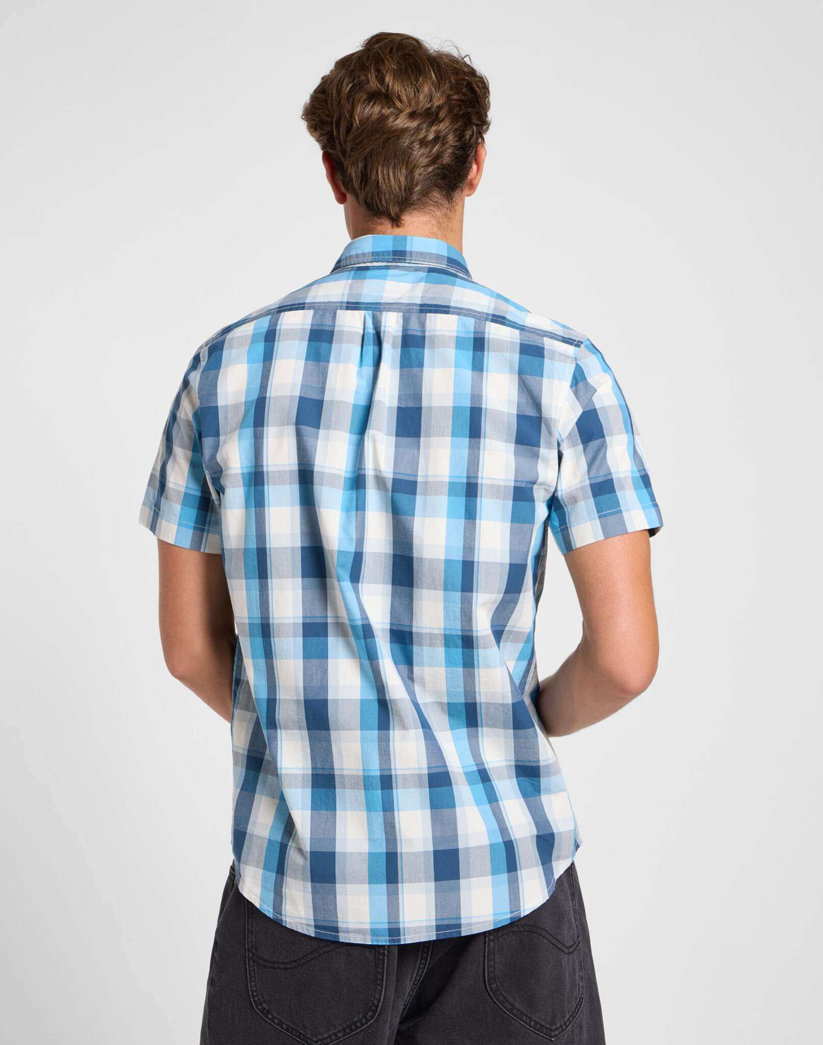 Lee Button Down Ss in Orion Chemises Lee