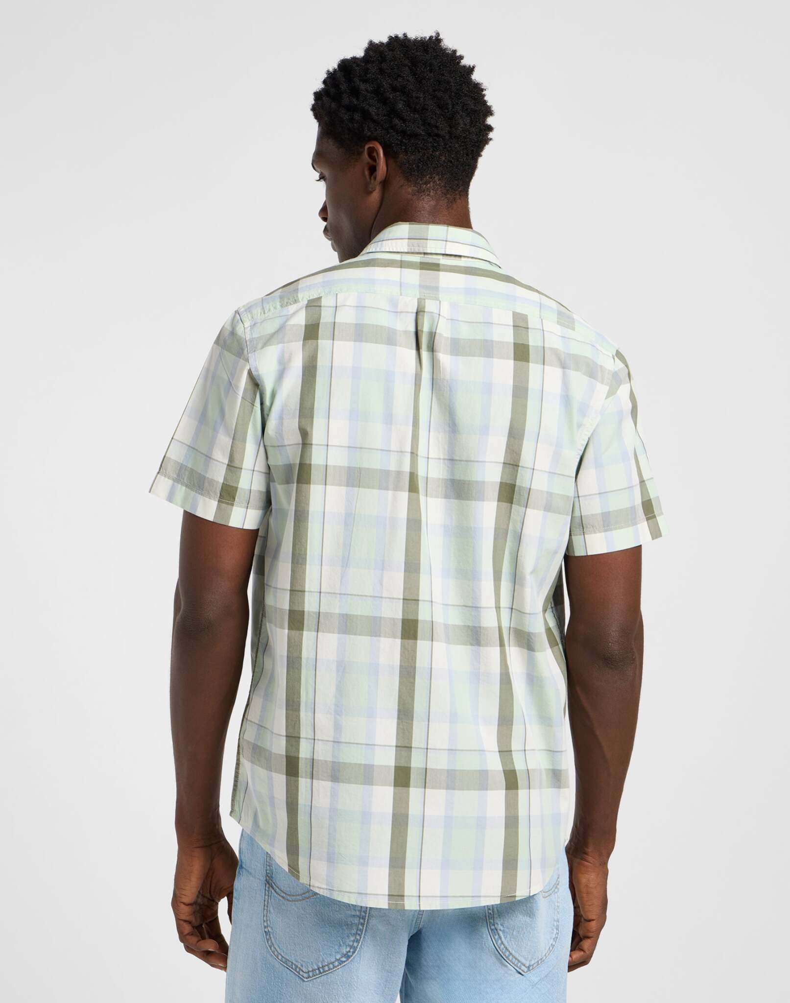 Lee Button Down Ss in Concrete Sage Chemises Lee