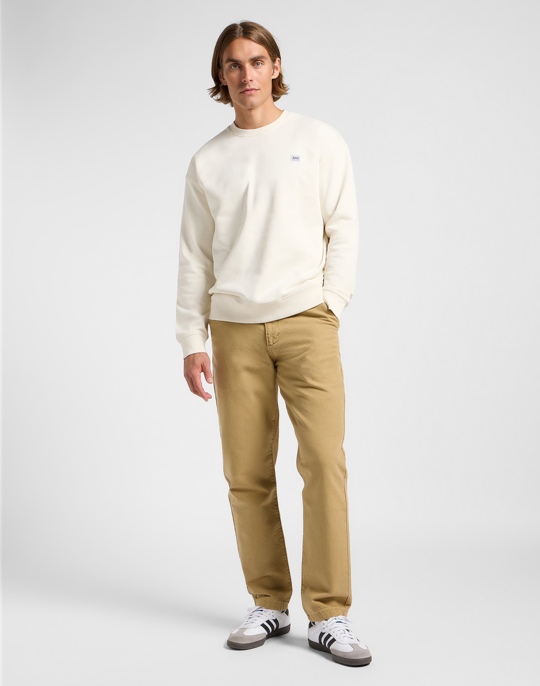 Relaxed Workwear Chino in Oscar Khaki Pantalon Lee