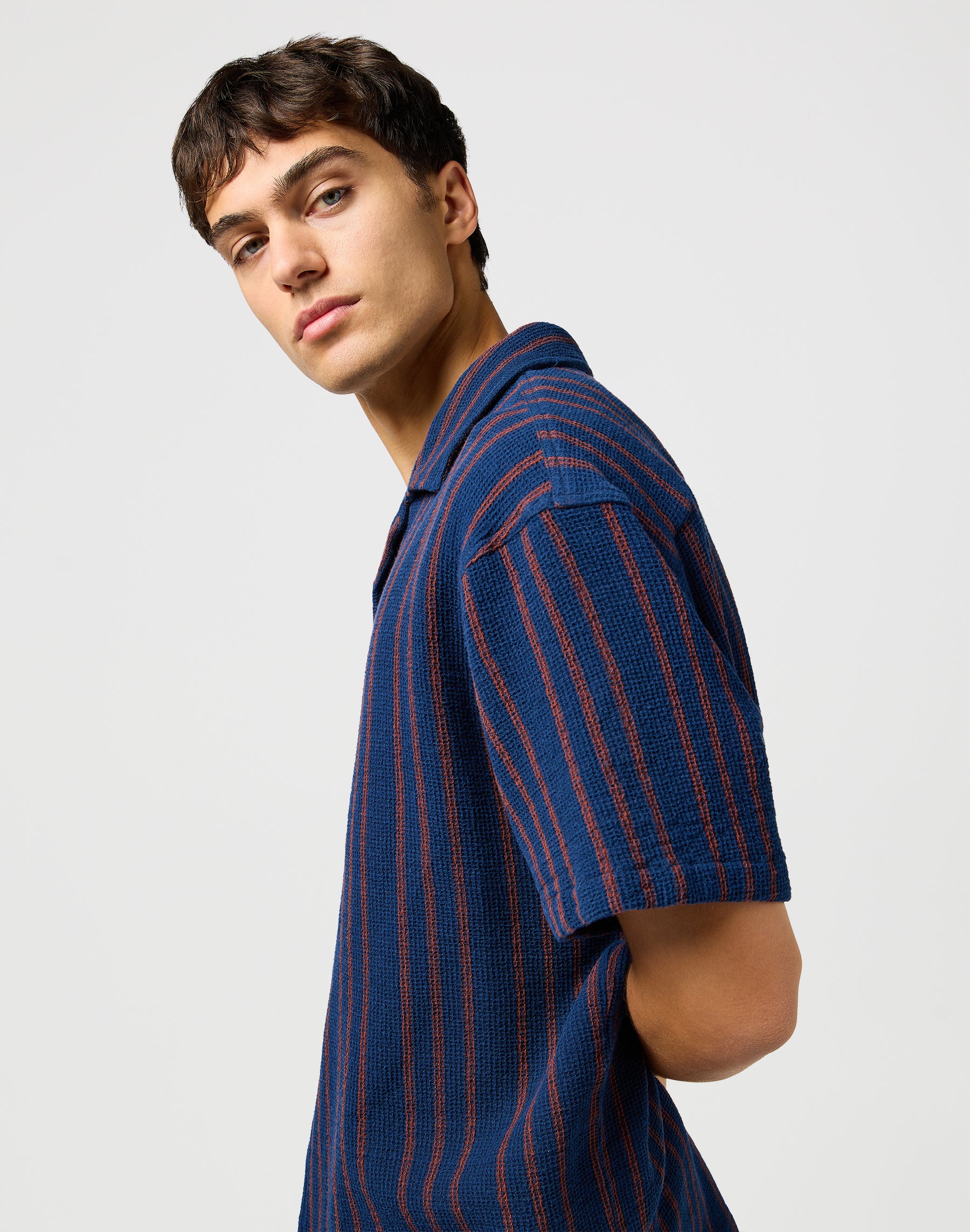 Ss Resort Shirt in Navy Stripe Chemises Wrangler