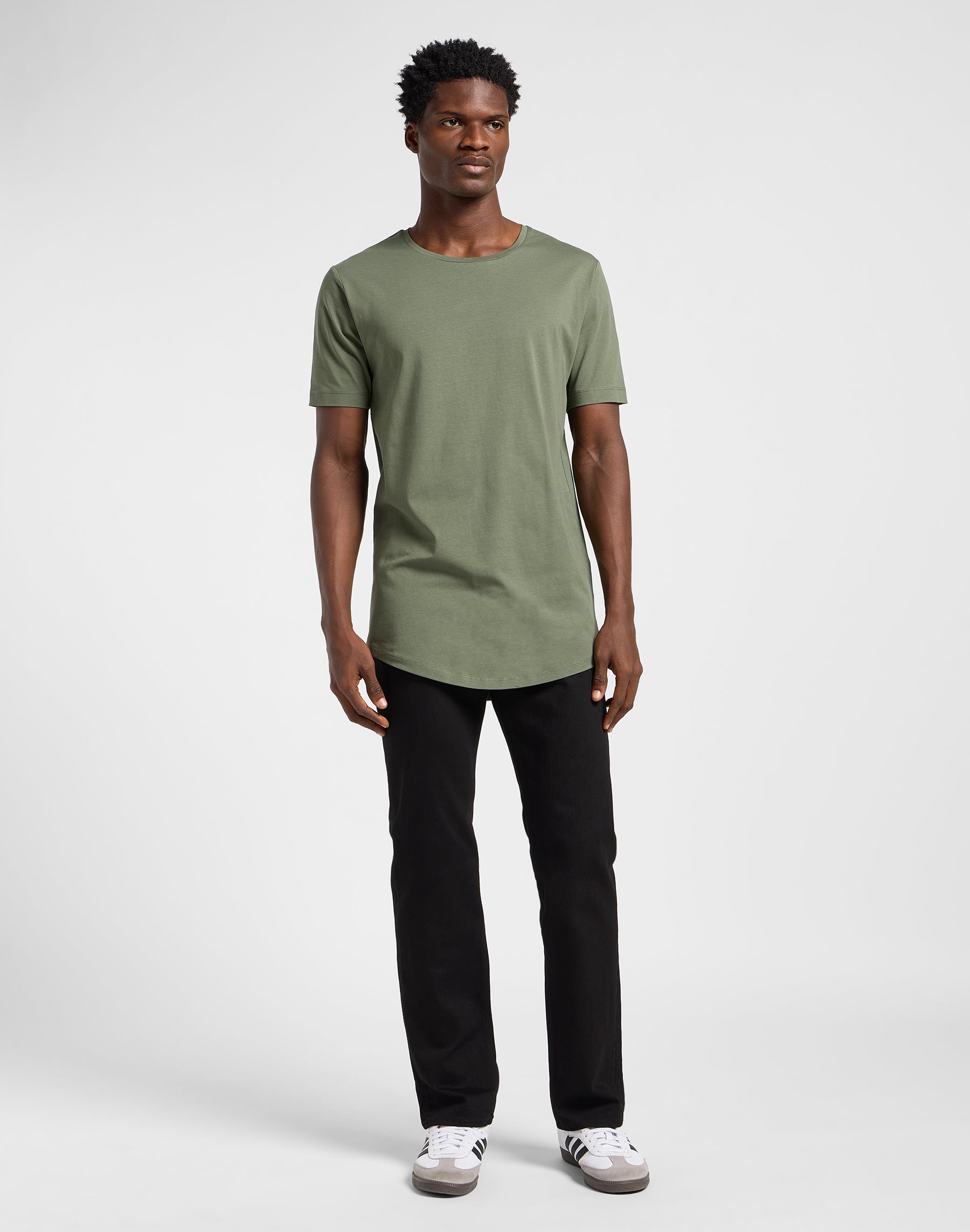 Shaped Tee dans Olive Grove T-shirts Lee