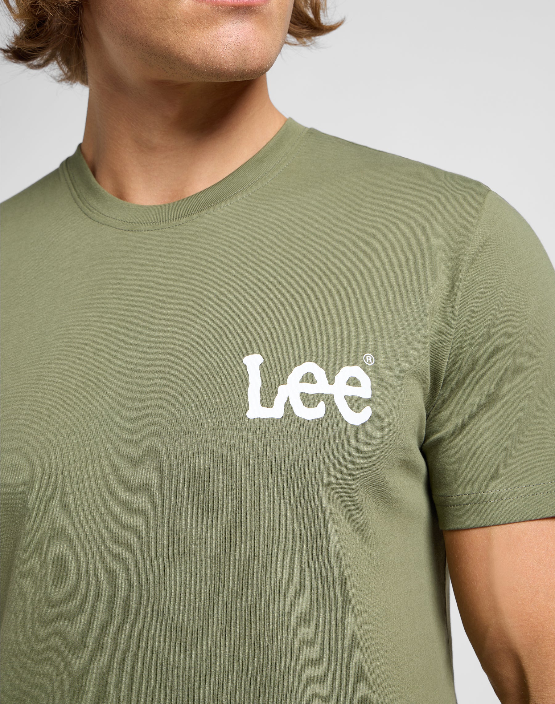 T-shirts Medium Wobbly Lee à Olive Grove Lee