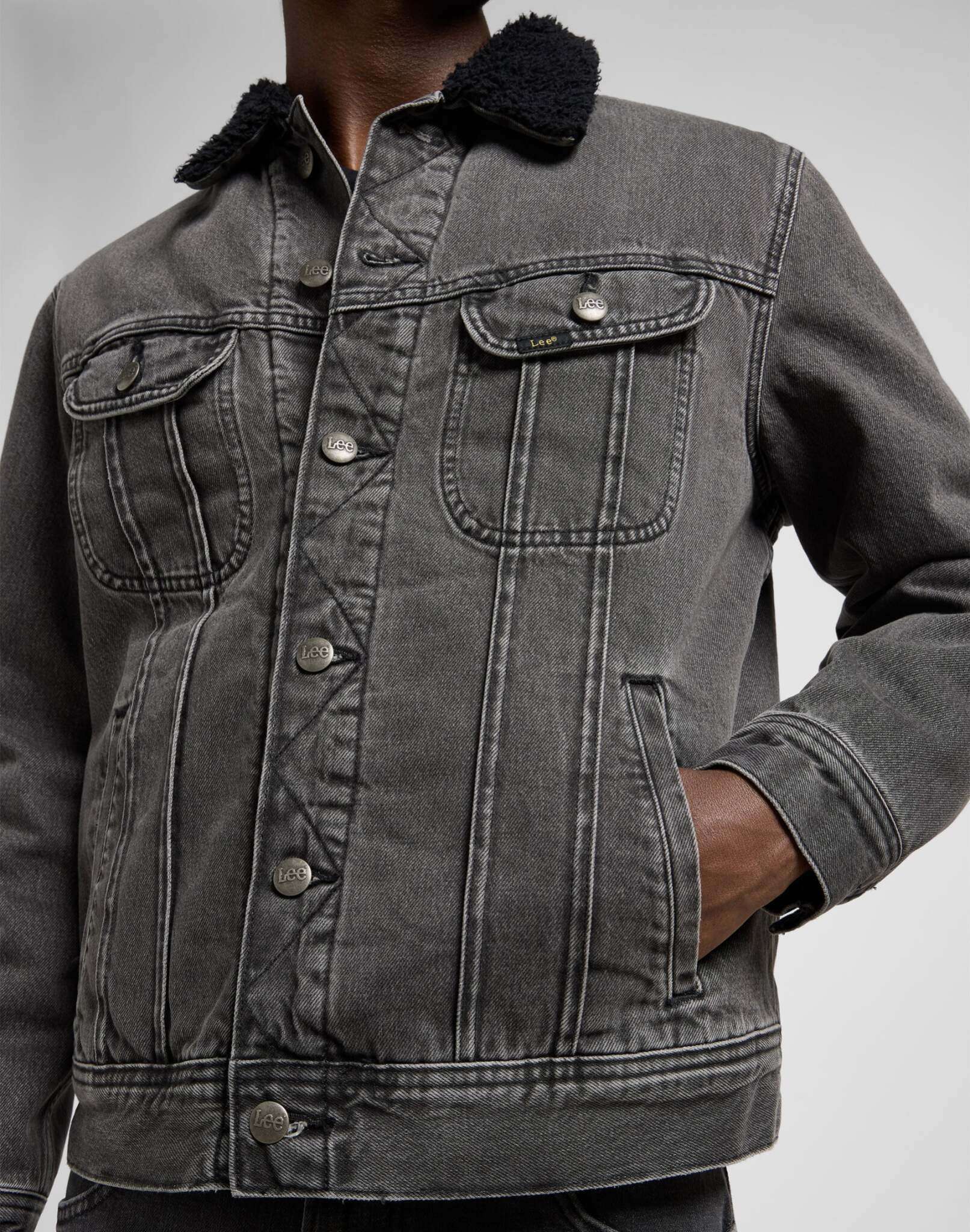 Sherpa Jacket in Deep Obsidian Vestes Lee