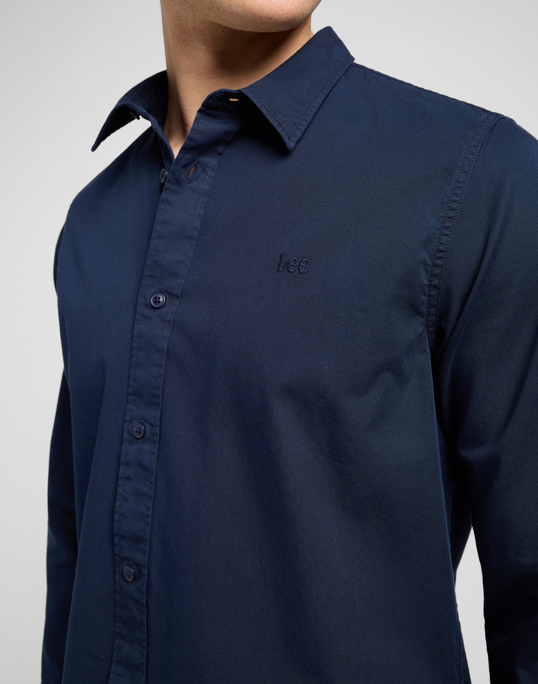 Patch Shirt in Rivet Navy Chemises Lee