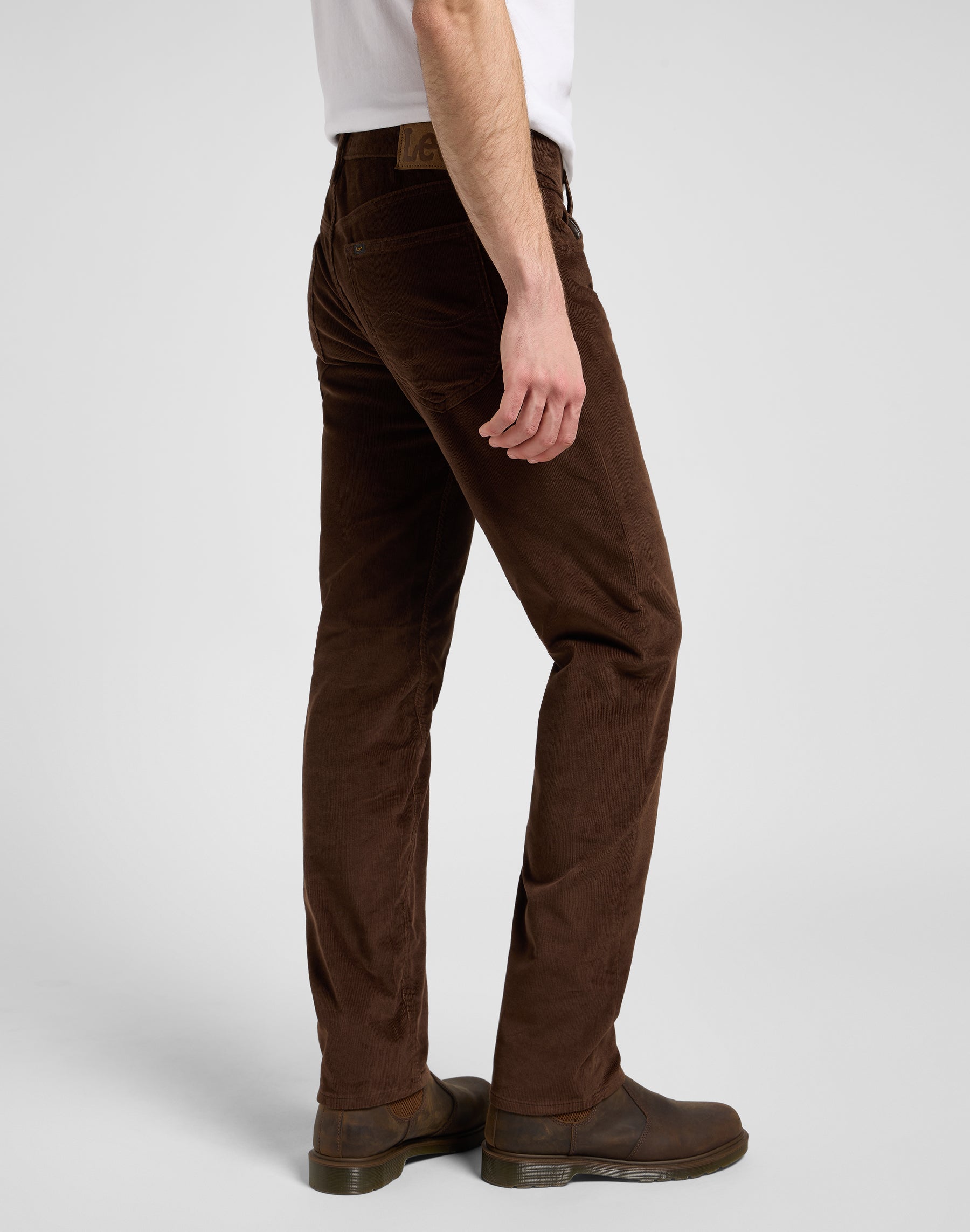 Daren Zip Fly in Arabica Pantalon Lee