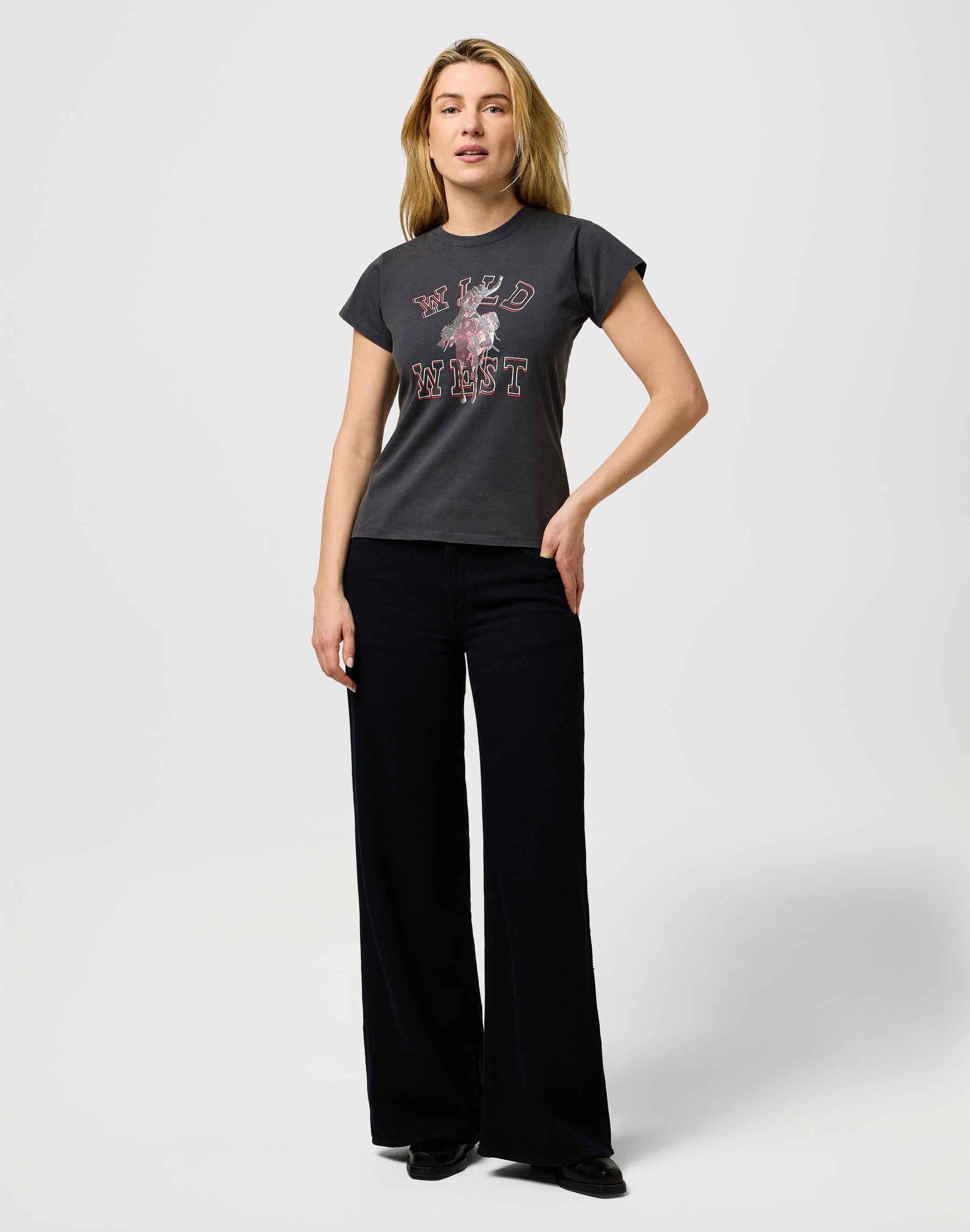 Shrunken Band Tee in Faded Black T-shirts Wrangler