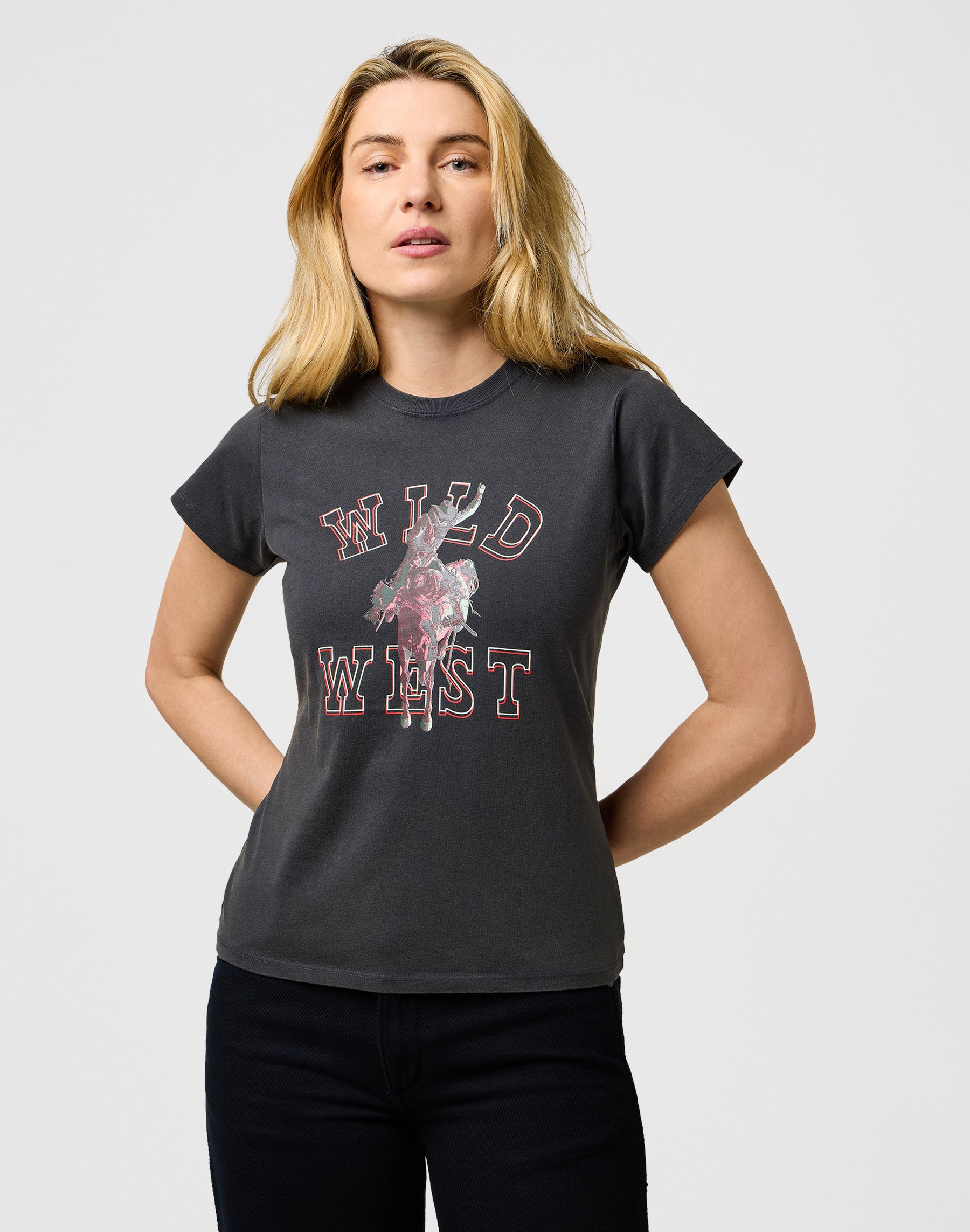 Shrunken Band Tee in Faded Black T-shirts Wrangler