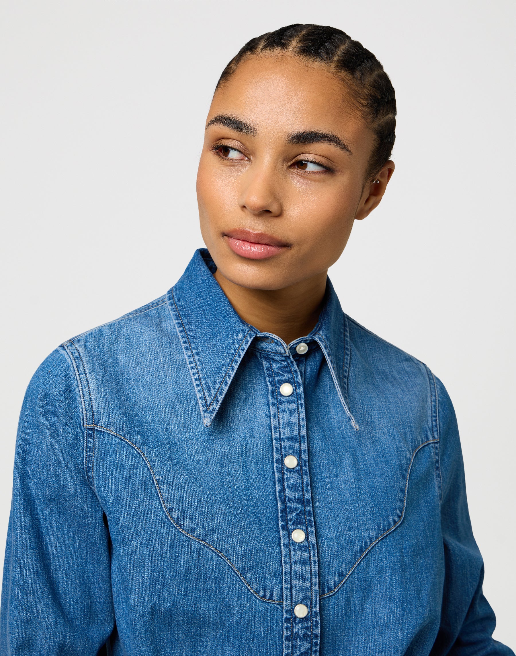 Femme Peplum Shirt in Light Hand Chemises Wrangler