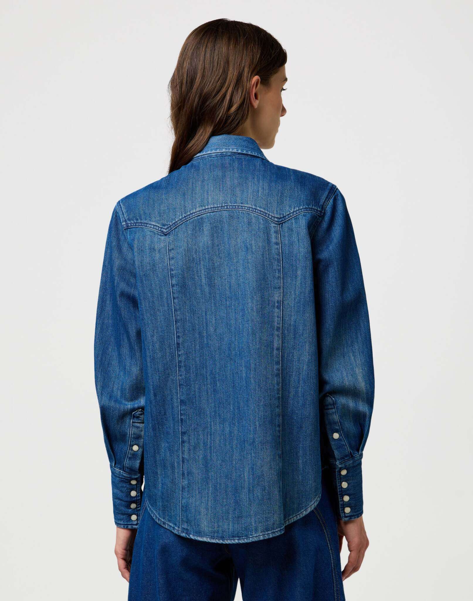 Yoke Denim Shirt in Sparkle Blue Chemises Wrangler