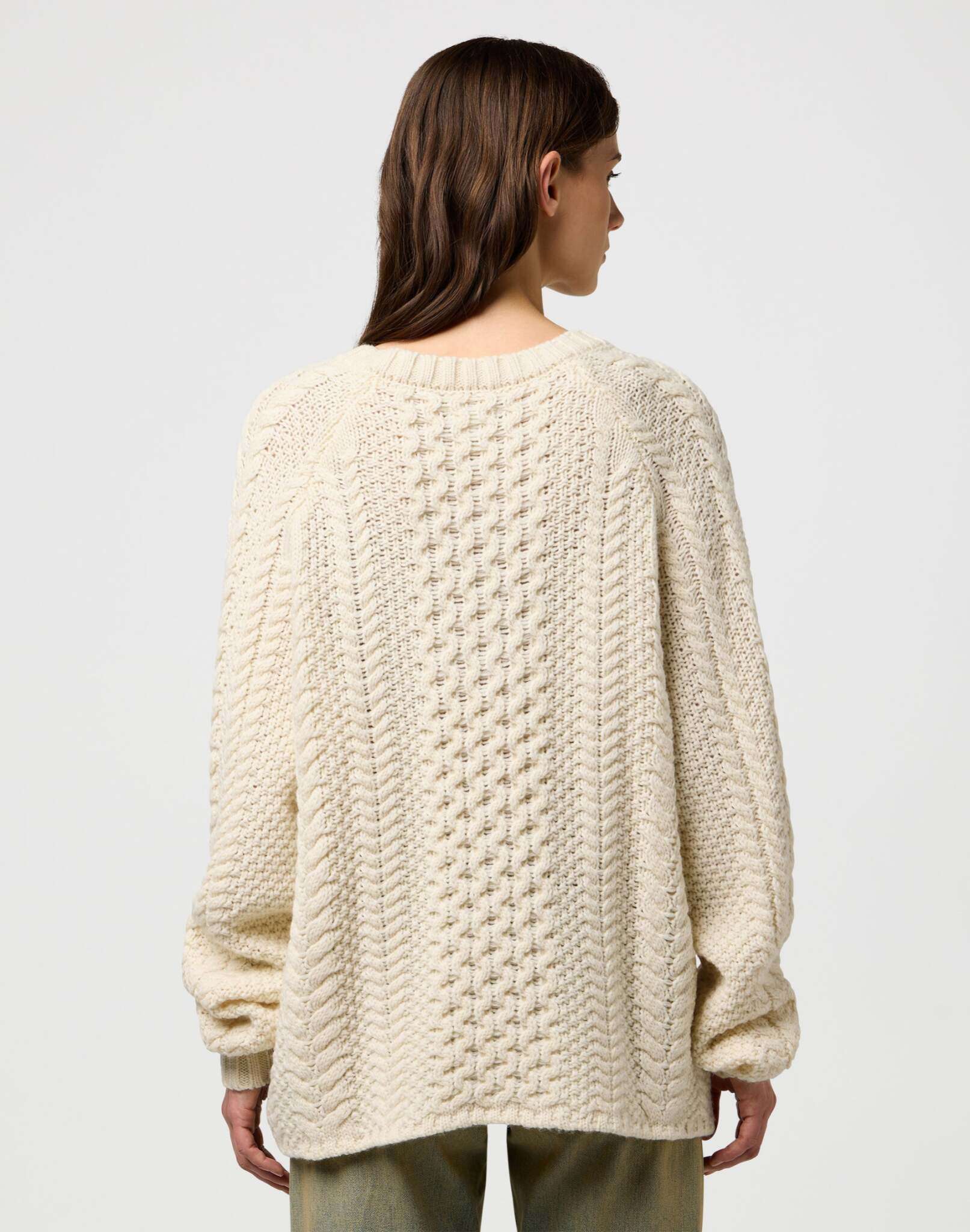 V Neck Cable Knit in Ivory Pullover Wrangler