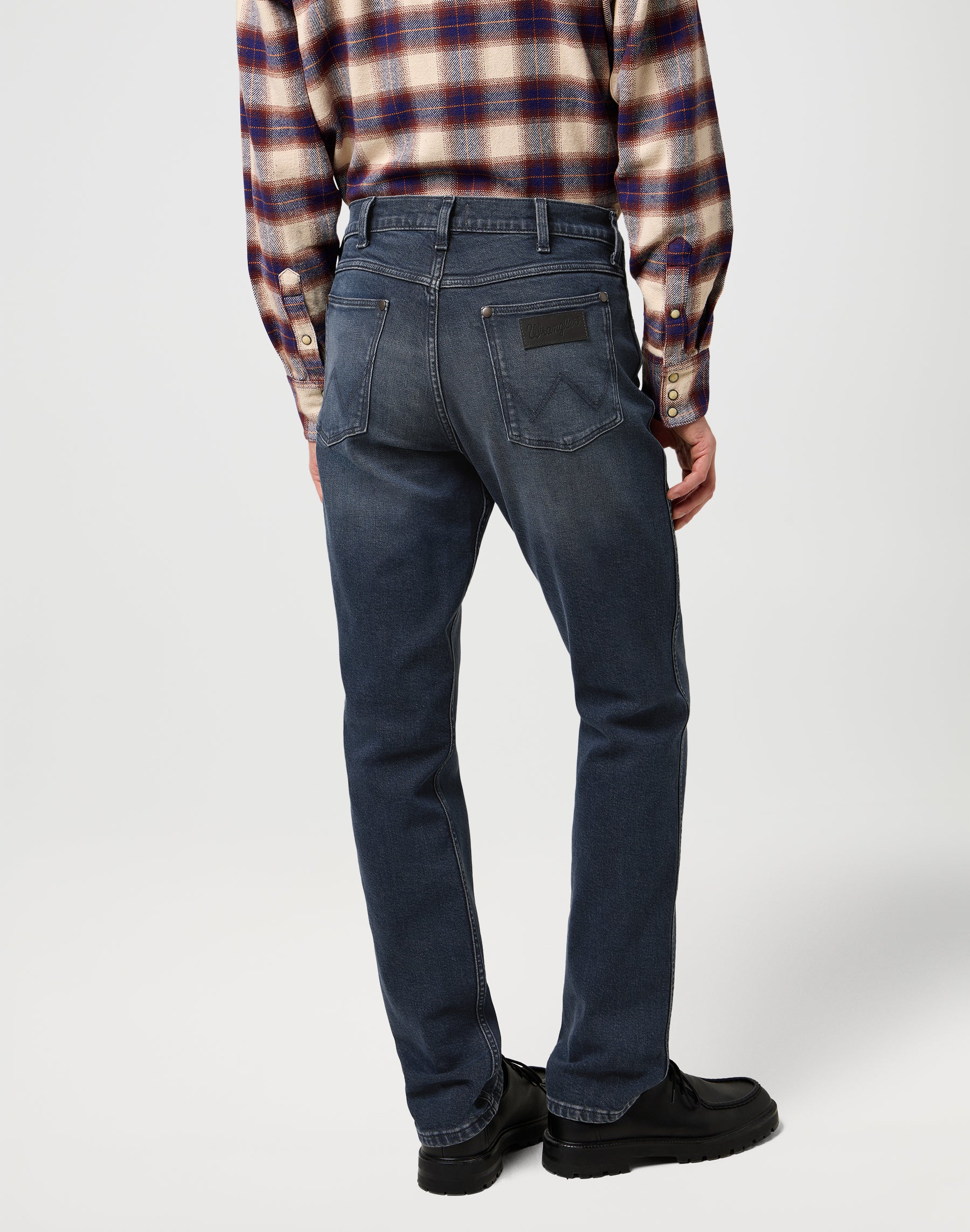 Greensboro in Ocean Storm Jeans Wrangler