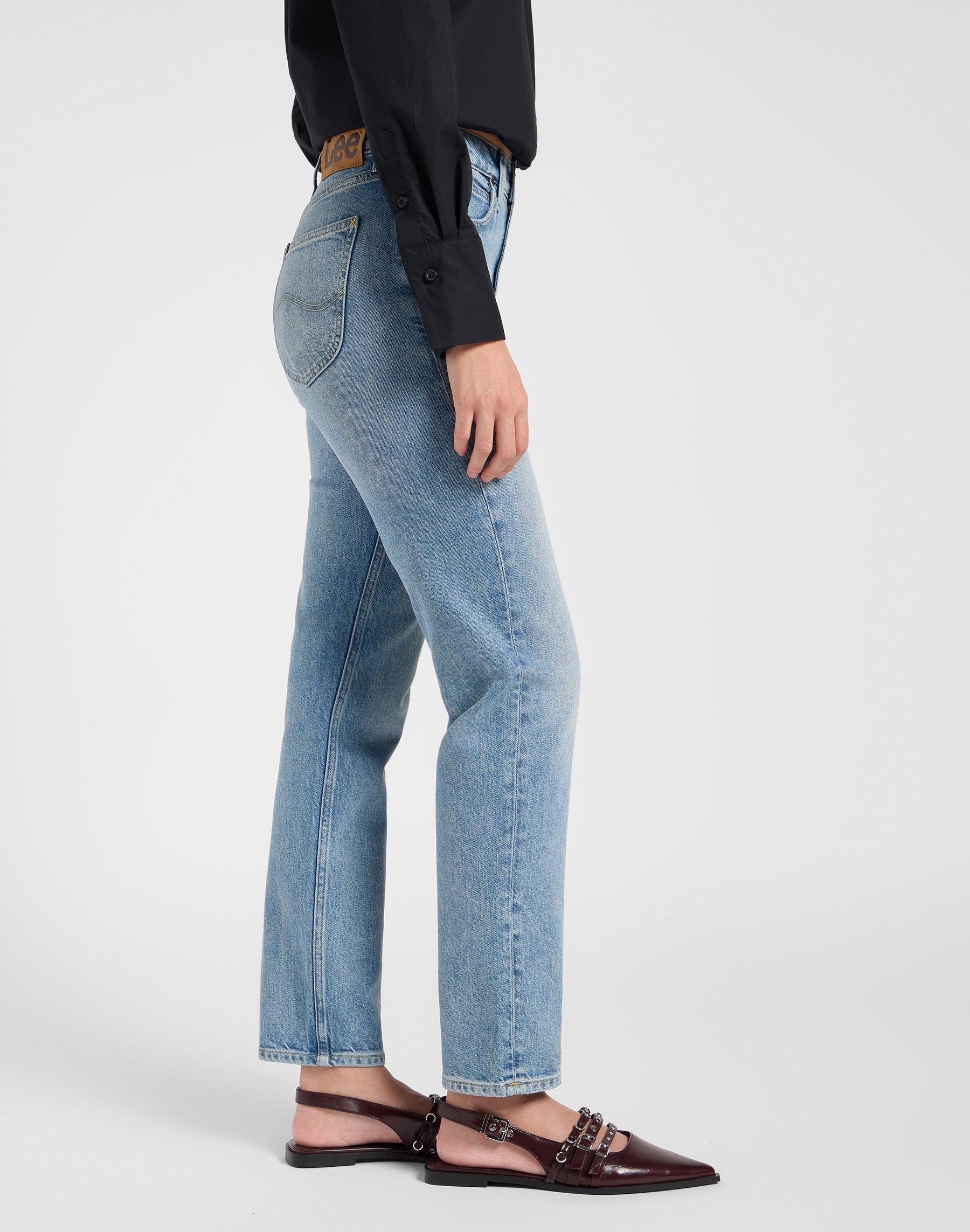 Carol en jeans Laundry Line Lee