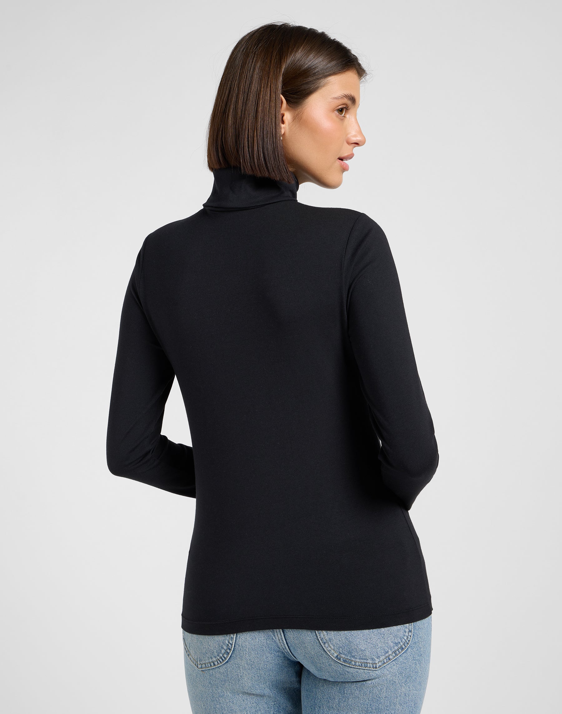 Ls Turtle Neck in Unionall Black T-shirts Lee