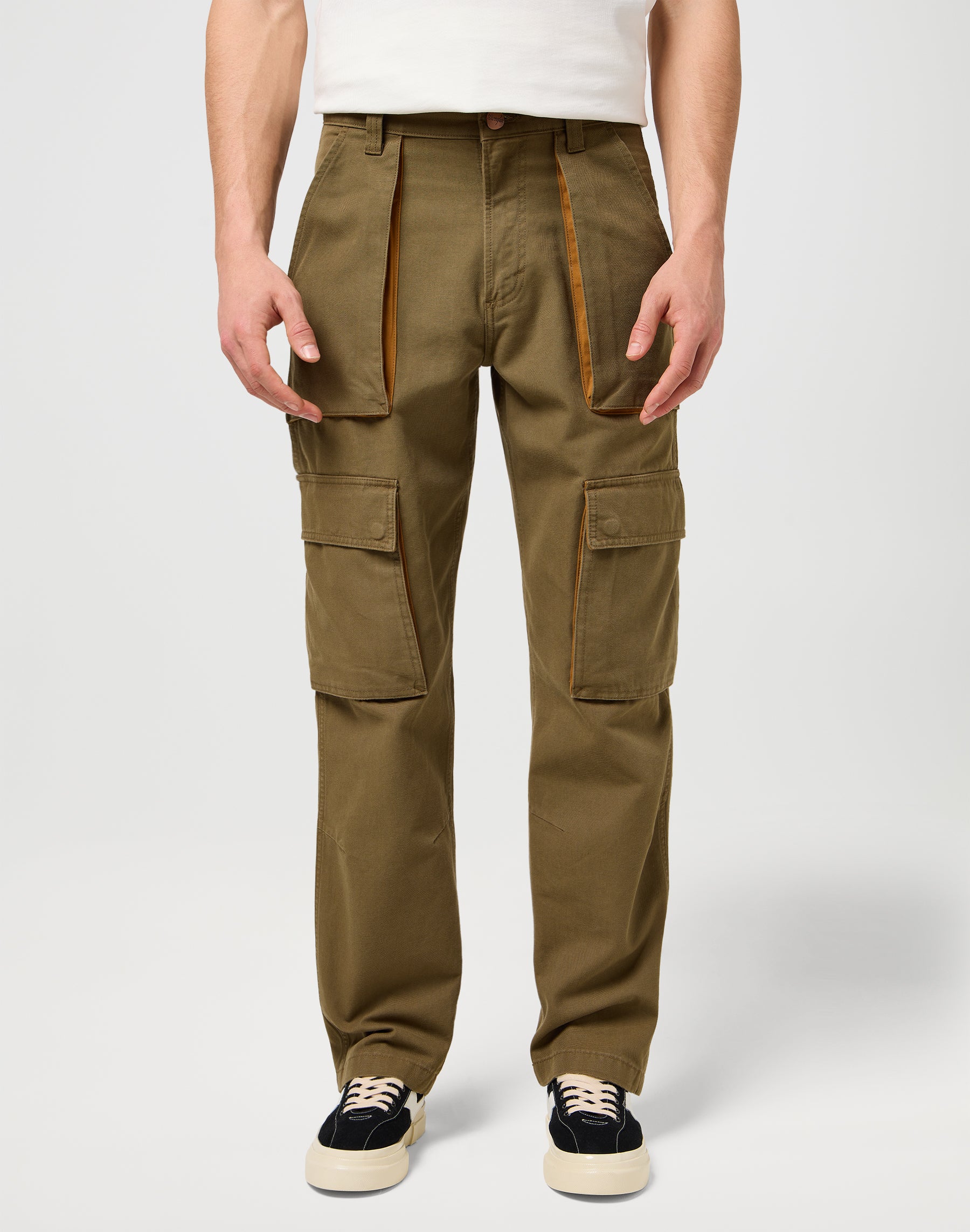 Cj Rel Cargo Pant in Beech Pantalon Wrangler
