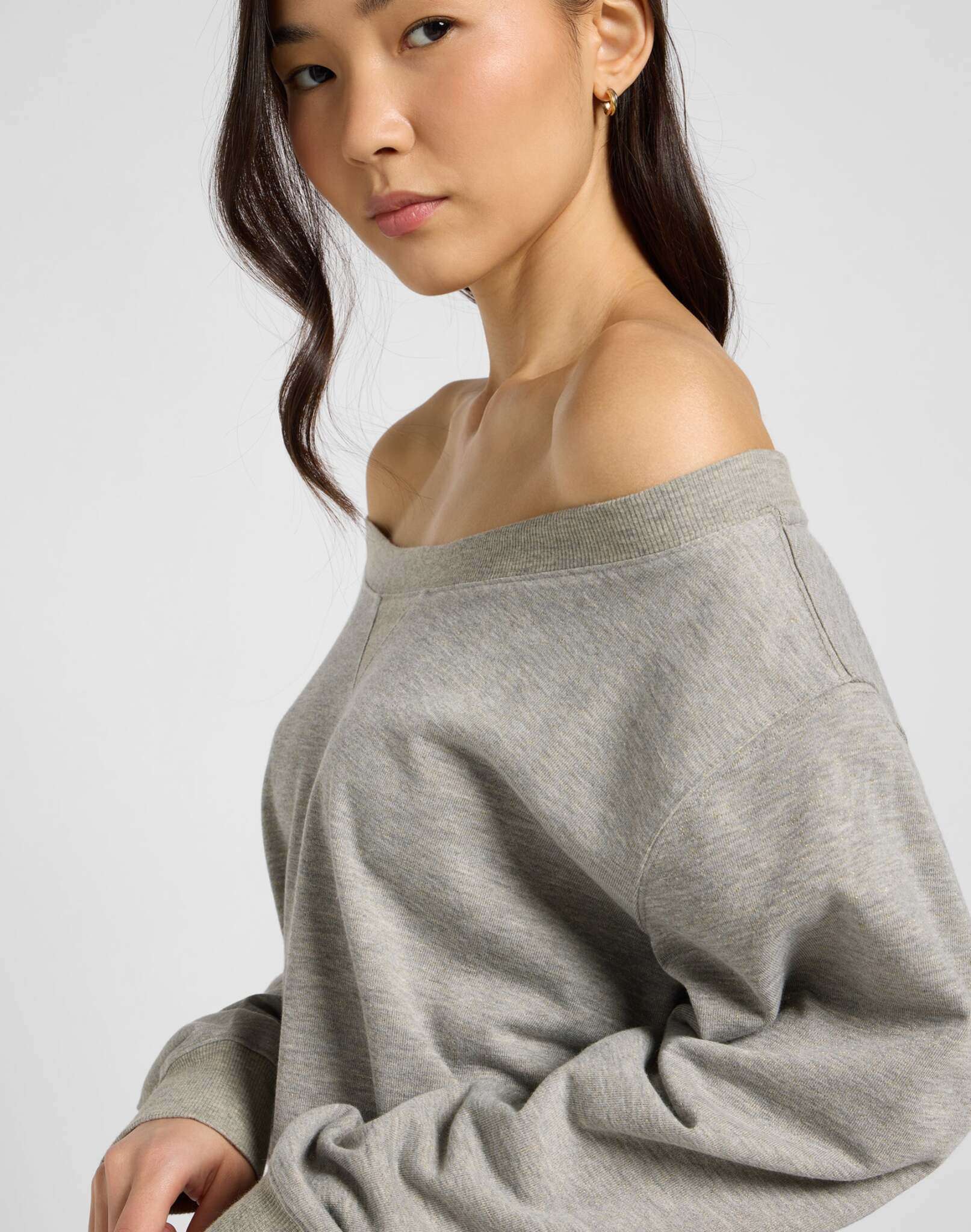 Off Shoulder Sws in Grey Heather Sweatshirts Lee