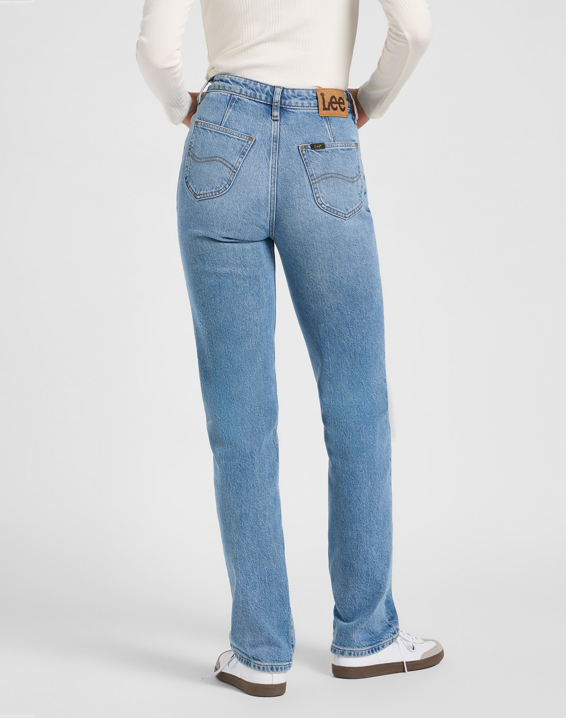 June in Calm Seas Jeans Lee