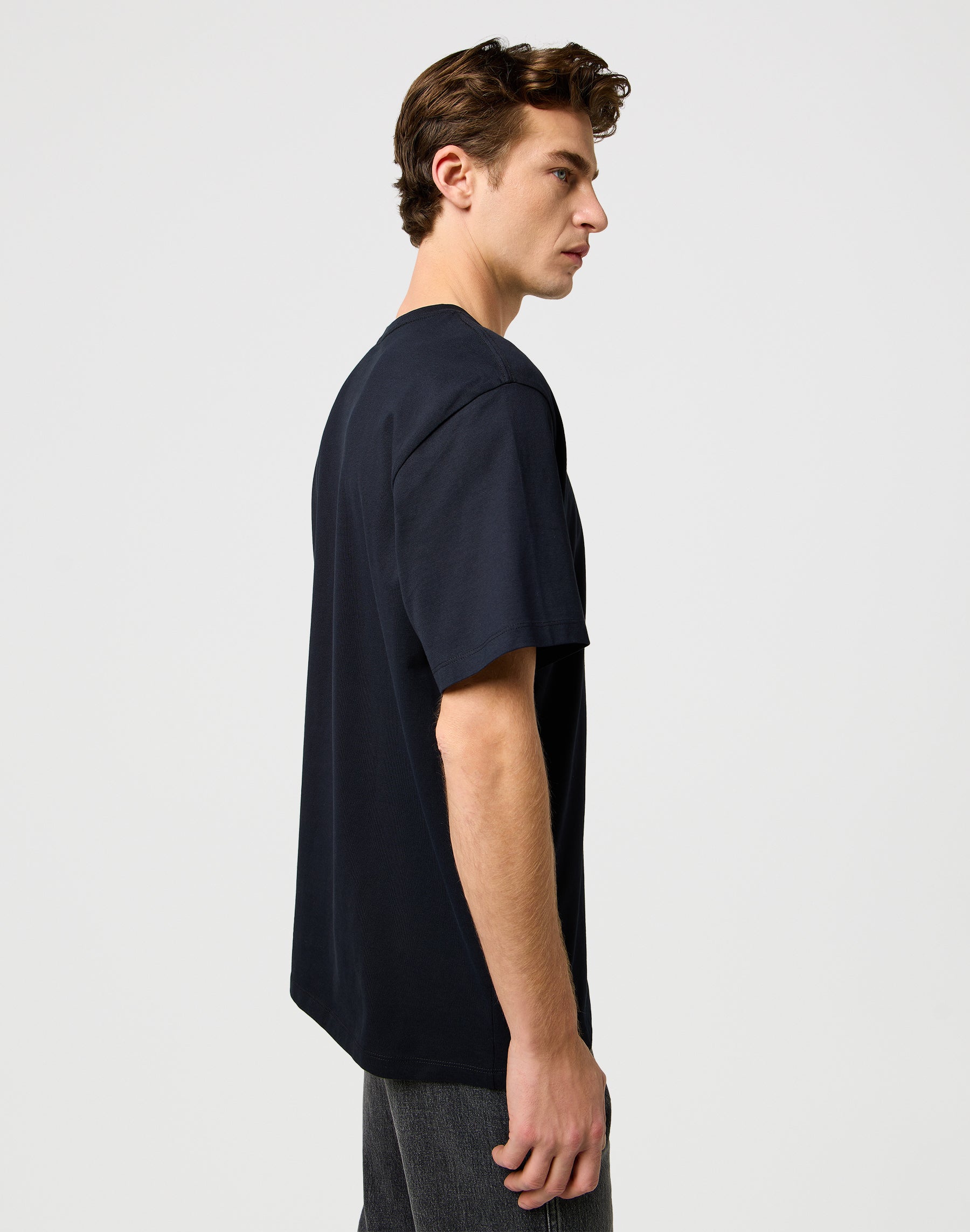 Embroidery Tee in Black T-shirts Wrangler