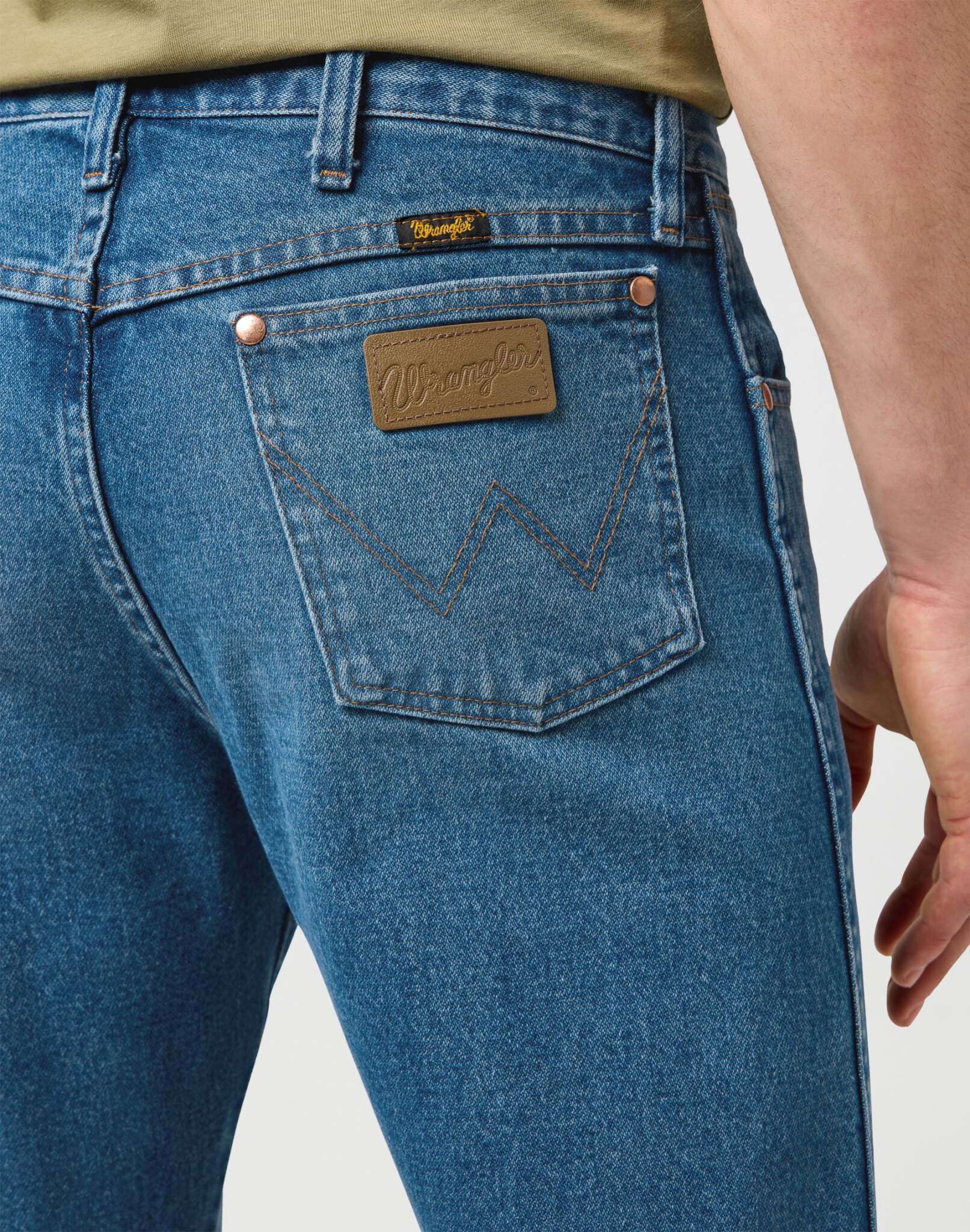 13Mwz en Breeze Hunter Jeans Wrangler