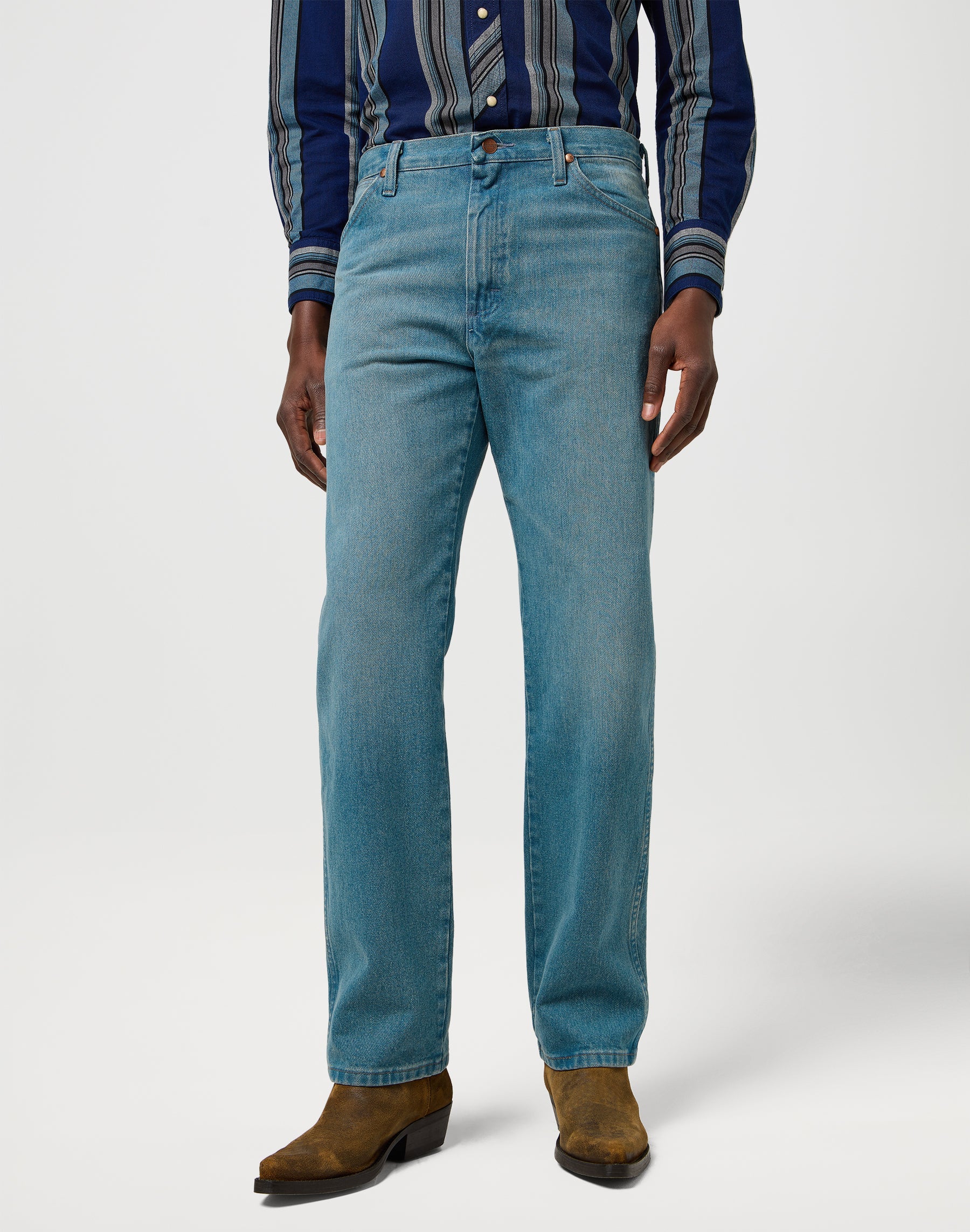 13Mwz en jeans Wrangler Iron Forge