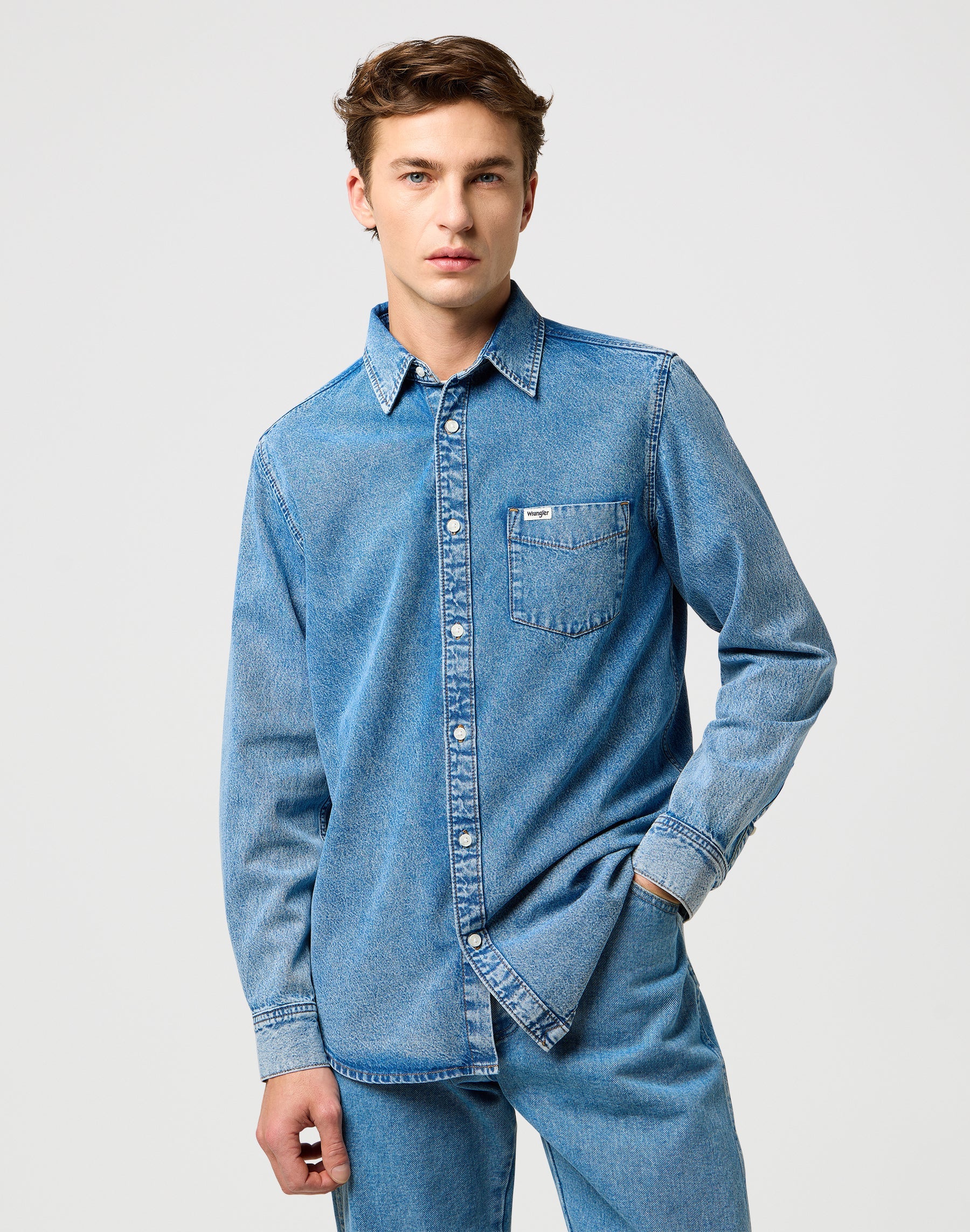 1 pt Chemise en Indigo Valley Chemises Wrangler