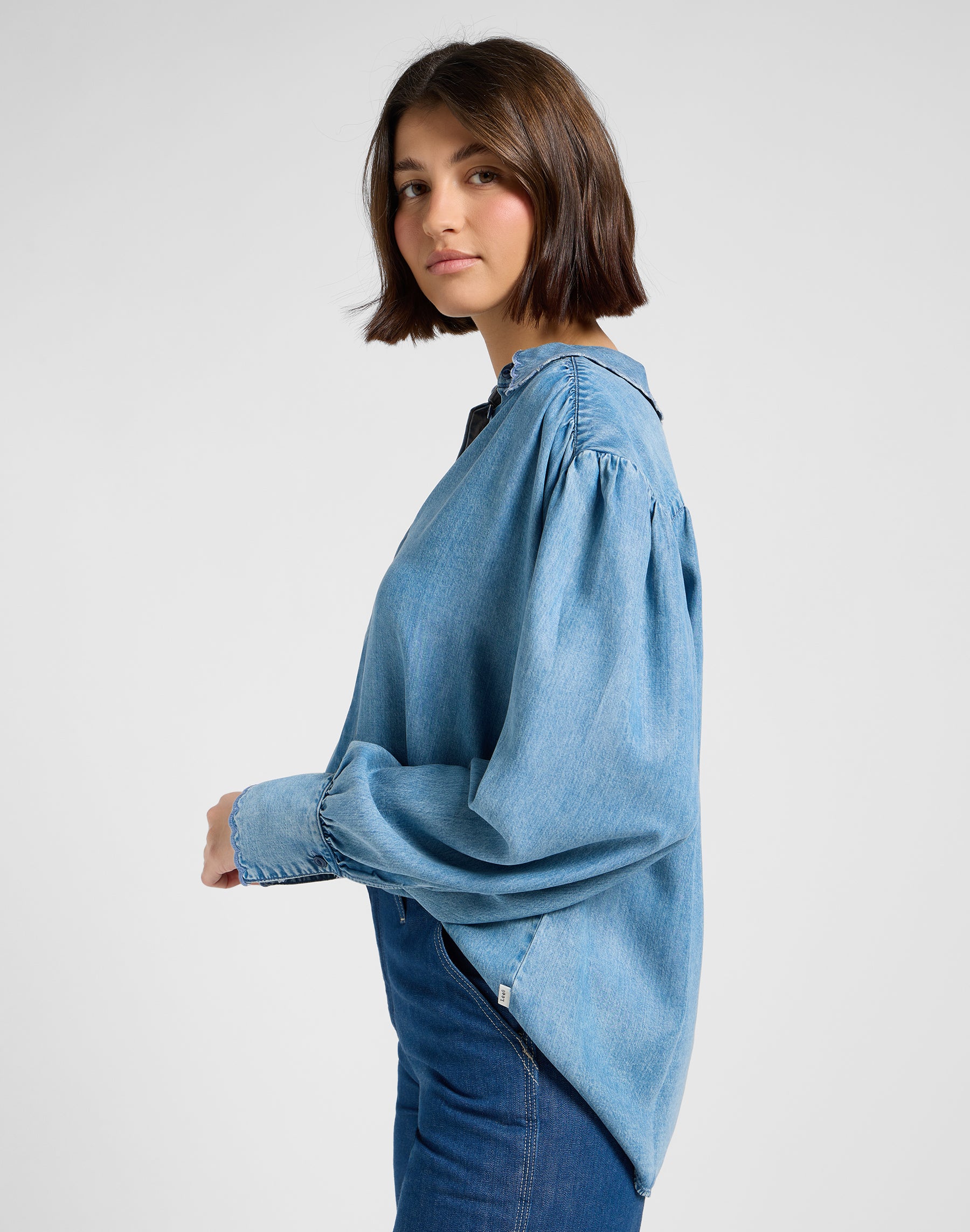 Statement Collar Shirt in Indigo Rum Chemises Lee