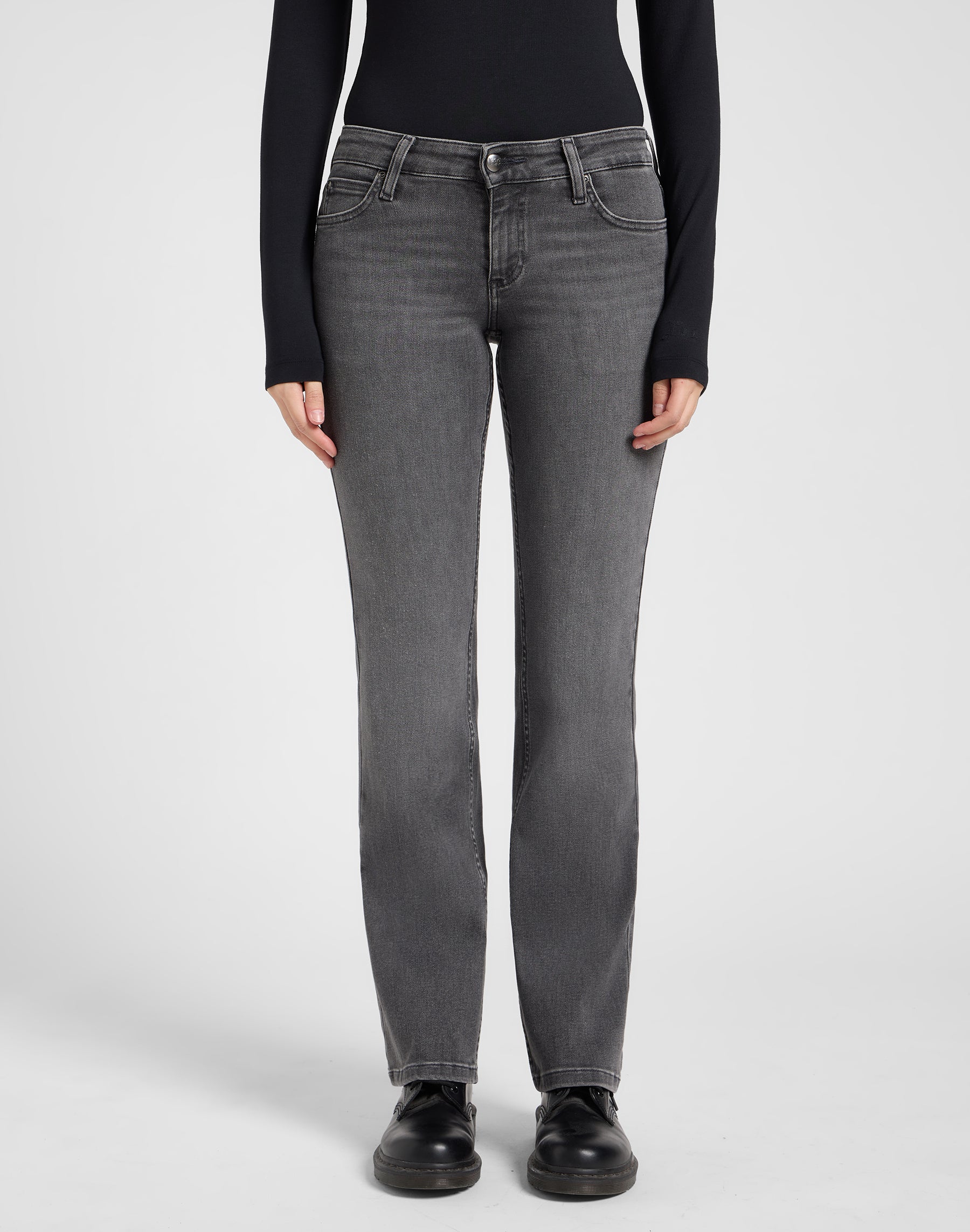 Jessica in Shark Grey Jeans Lee
