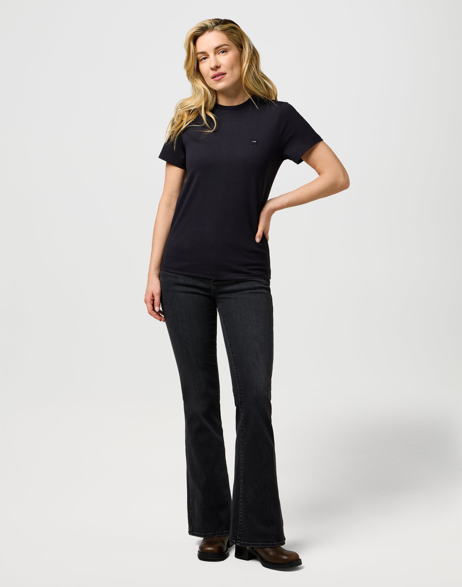 Sign Off Tee in Black T-shirts Wrangler