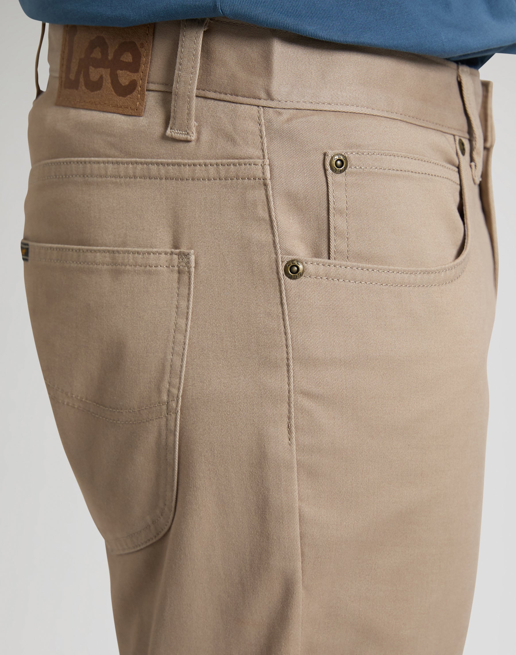 Daren en taupe foncé