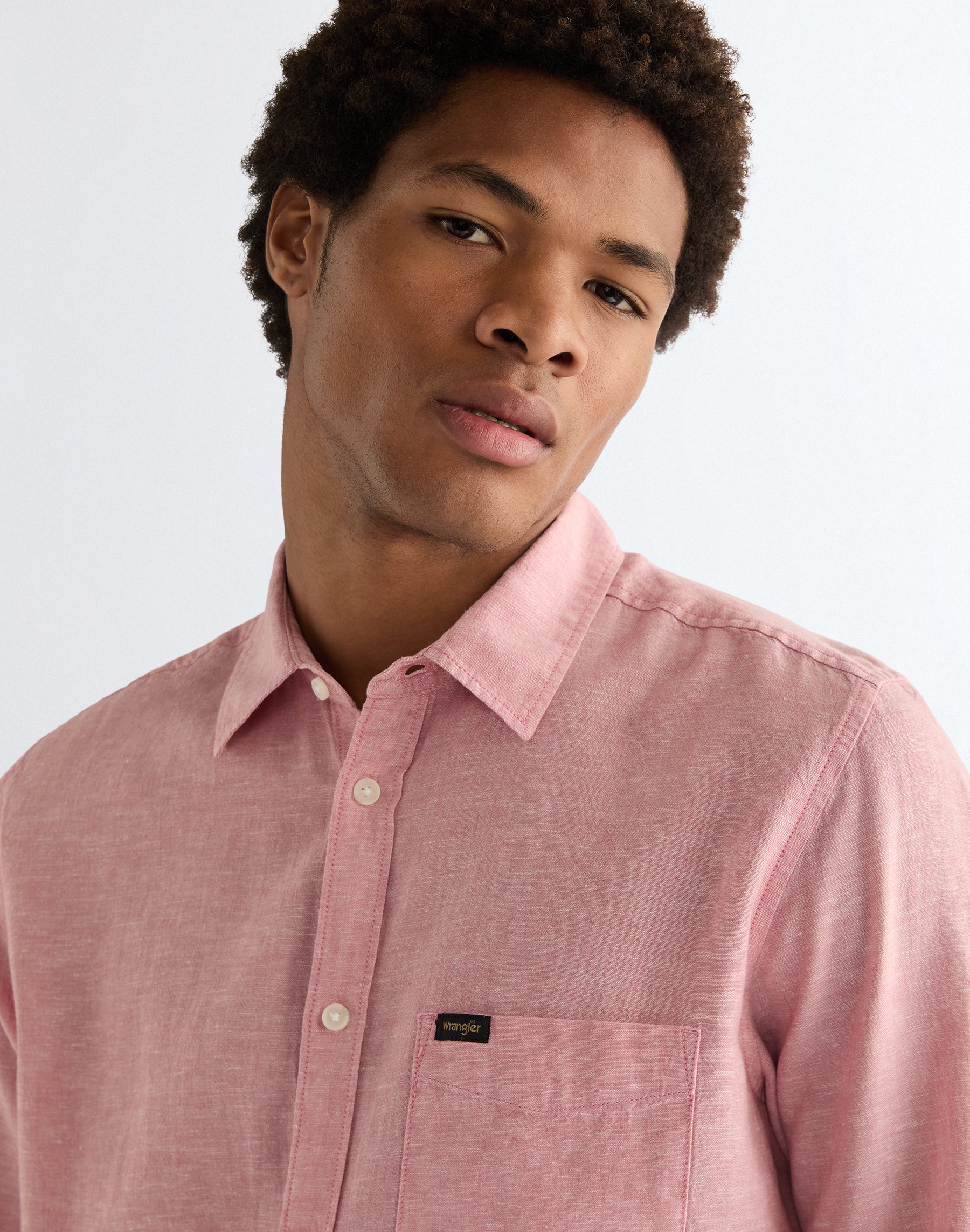 1 chemise à poche dans la couleur Dusty Rose Chemises Wrangler