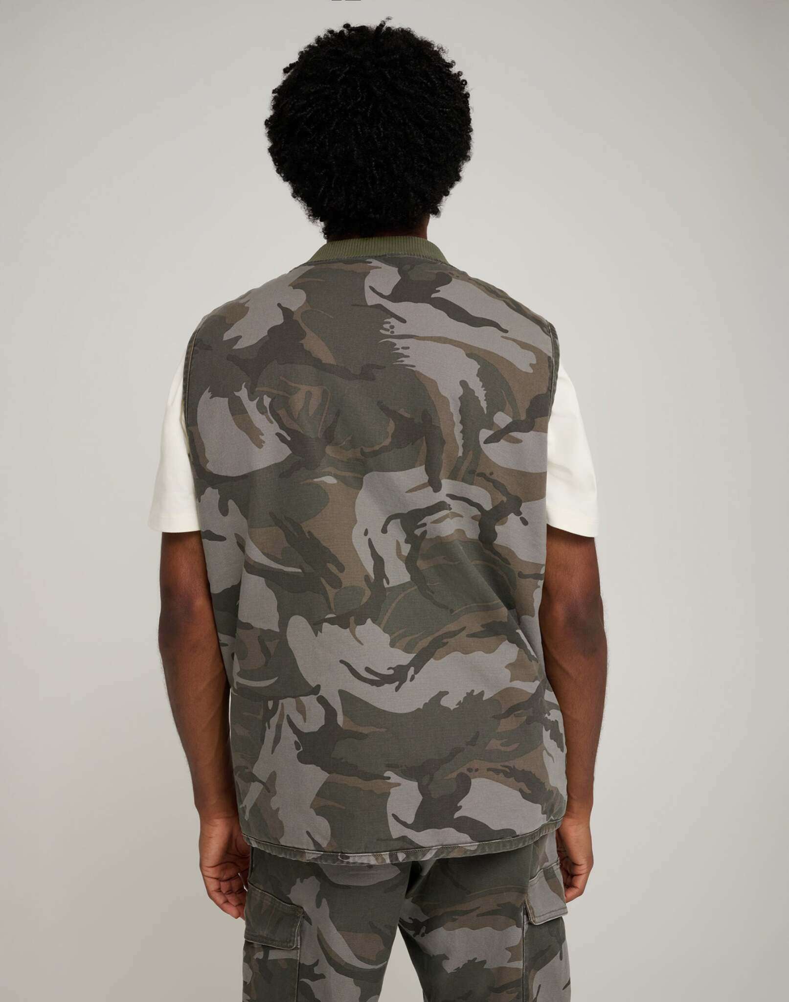Mike Lucas Vest in Camo Vestes Wrangler
