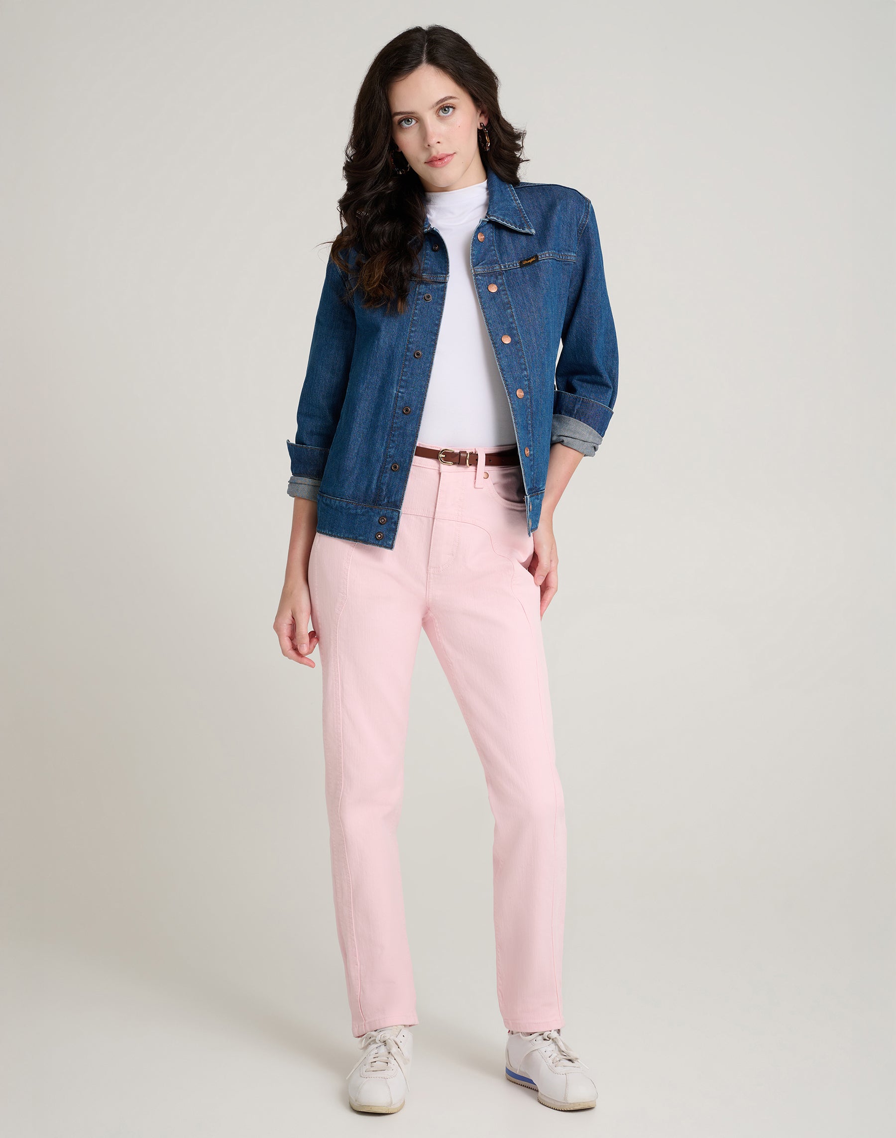 Nancy Jean en rose clair Jeans Wrangler