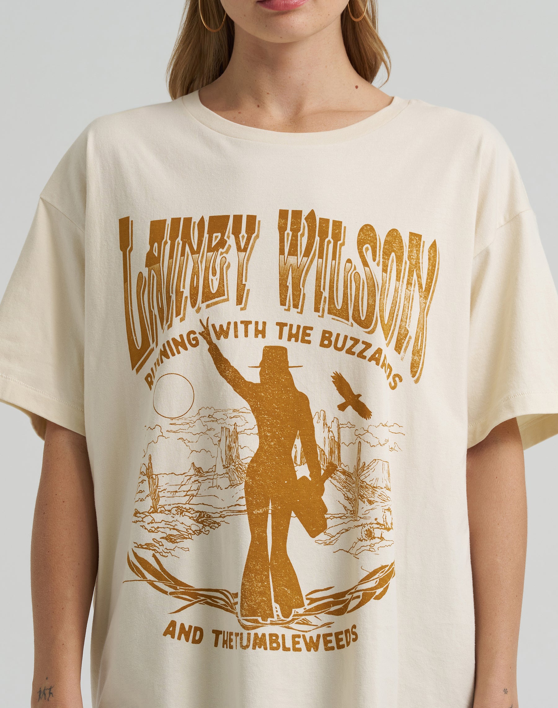 T-shirts Buzzards Tee in Cream Wrangler