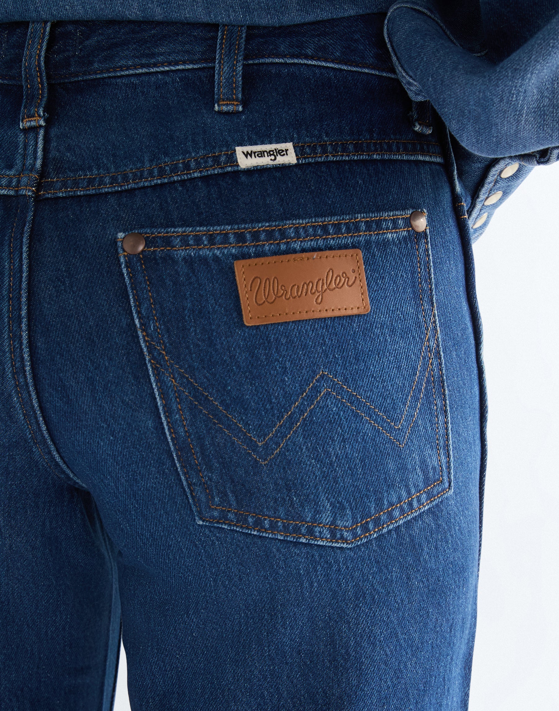 World Wide dans Eclipse Deep