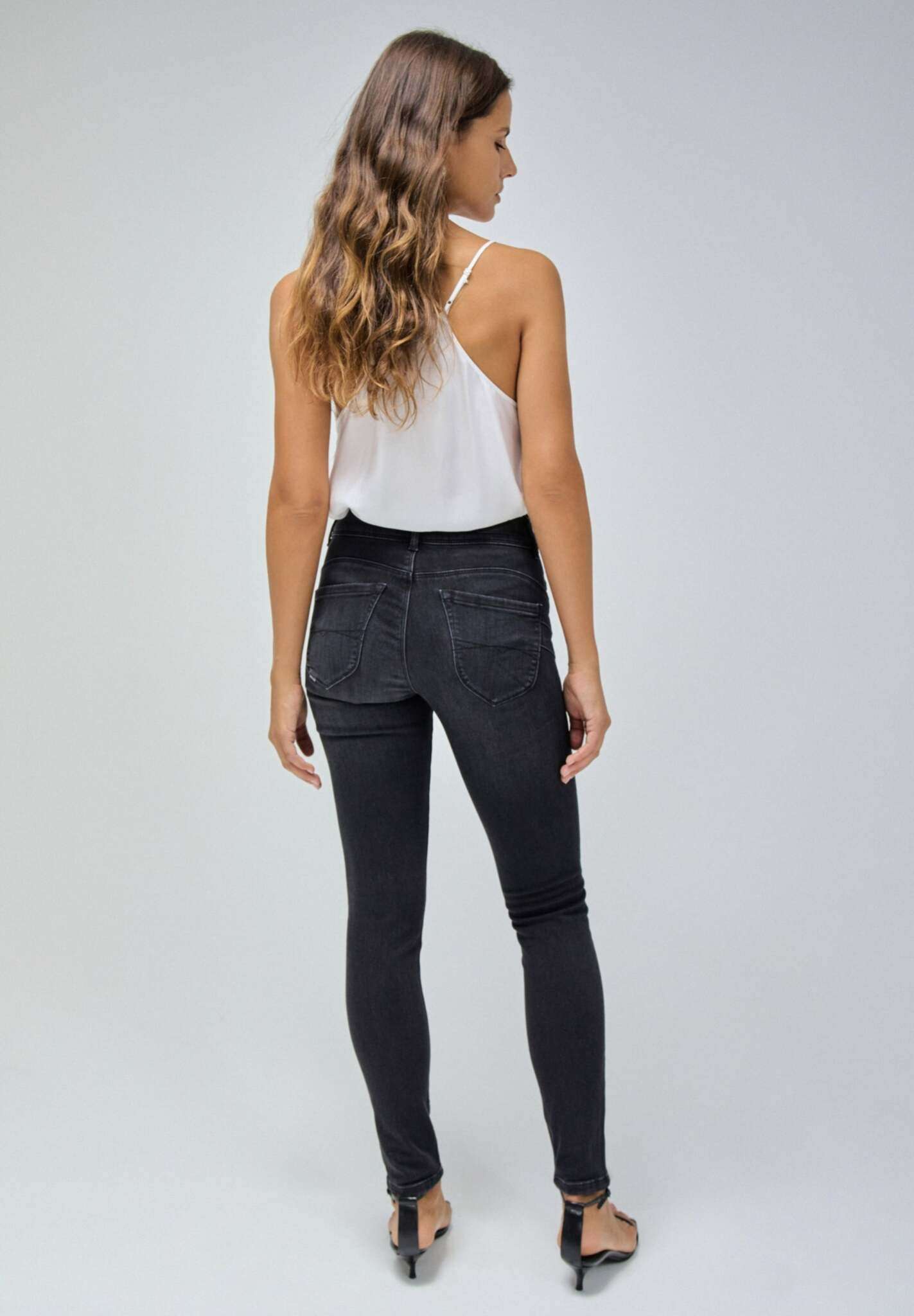 Secret Skinny Push-In en noir Jeans Salsa Jeans