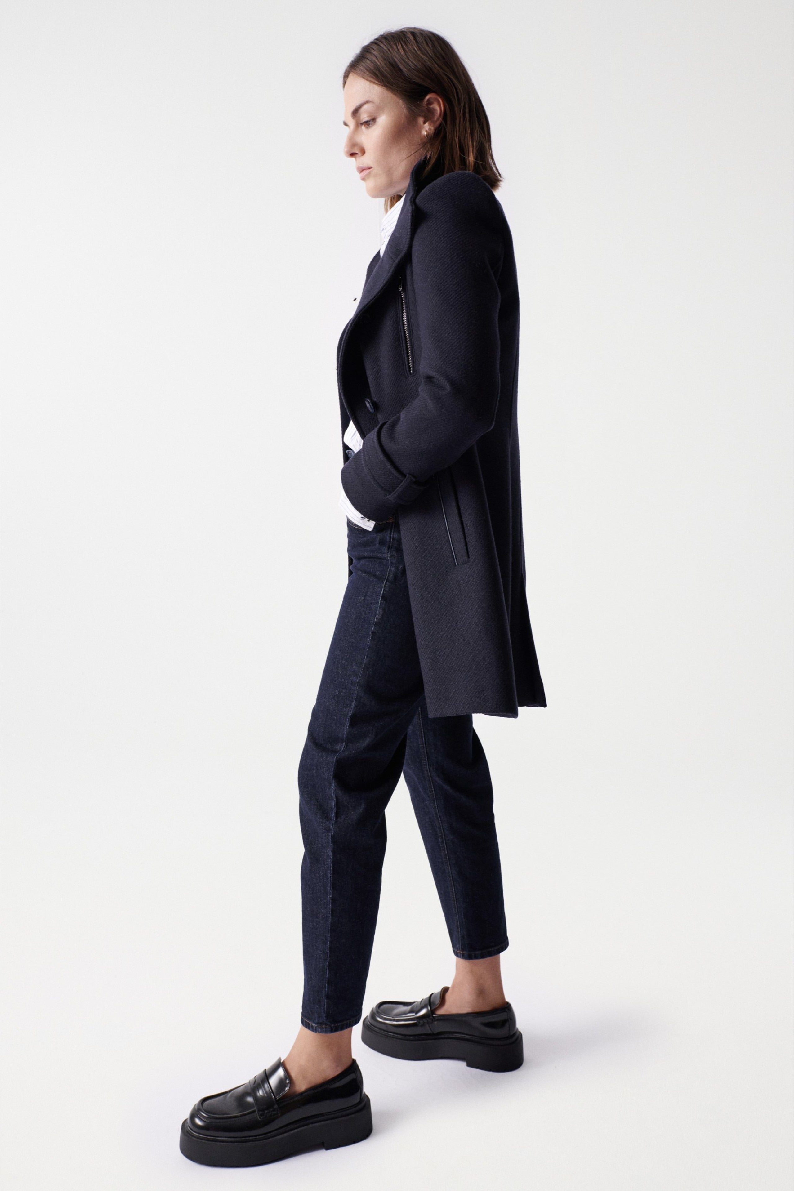 Grace Long Woolen Coat en bleu foncé