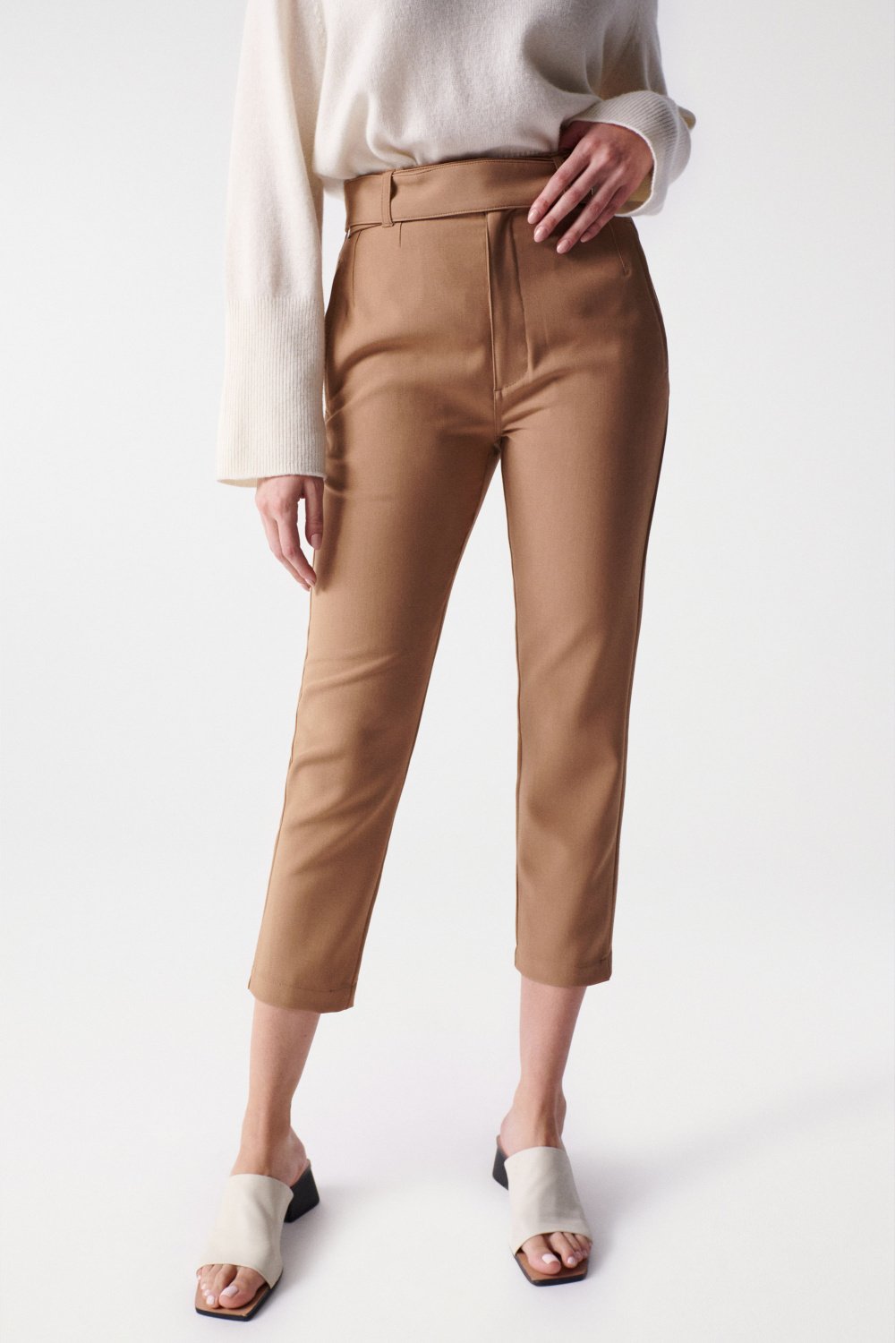 Chino Cropped Slim High Waist en Light Beige Pantalon Salsa Jeans   