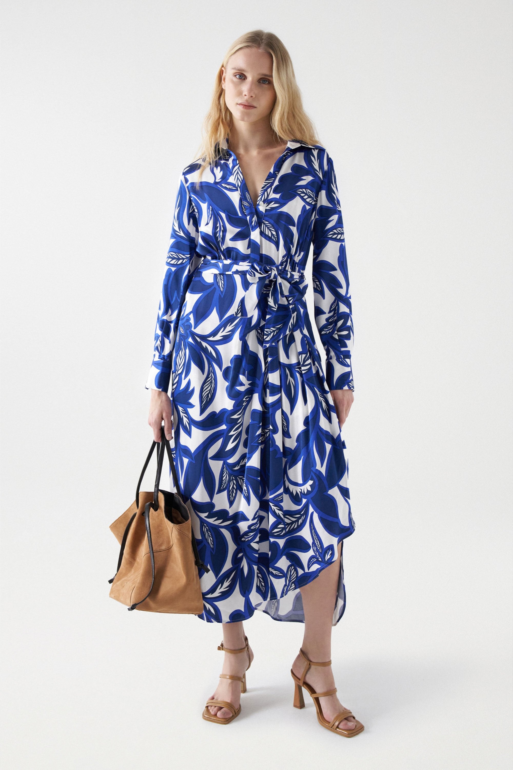 Floral Print Midi Dress in Dark Blue Robes Salsa Jeans   