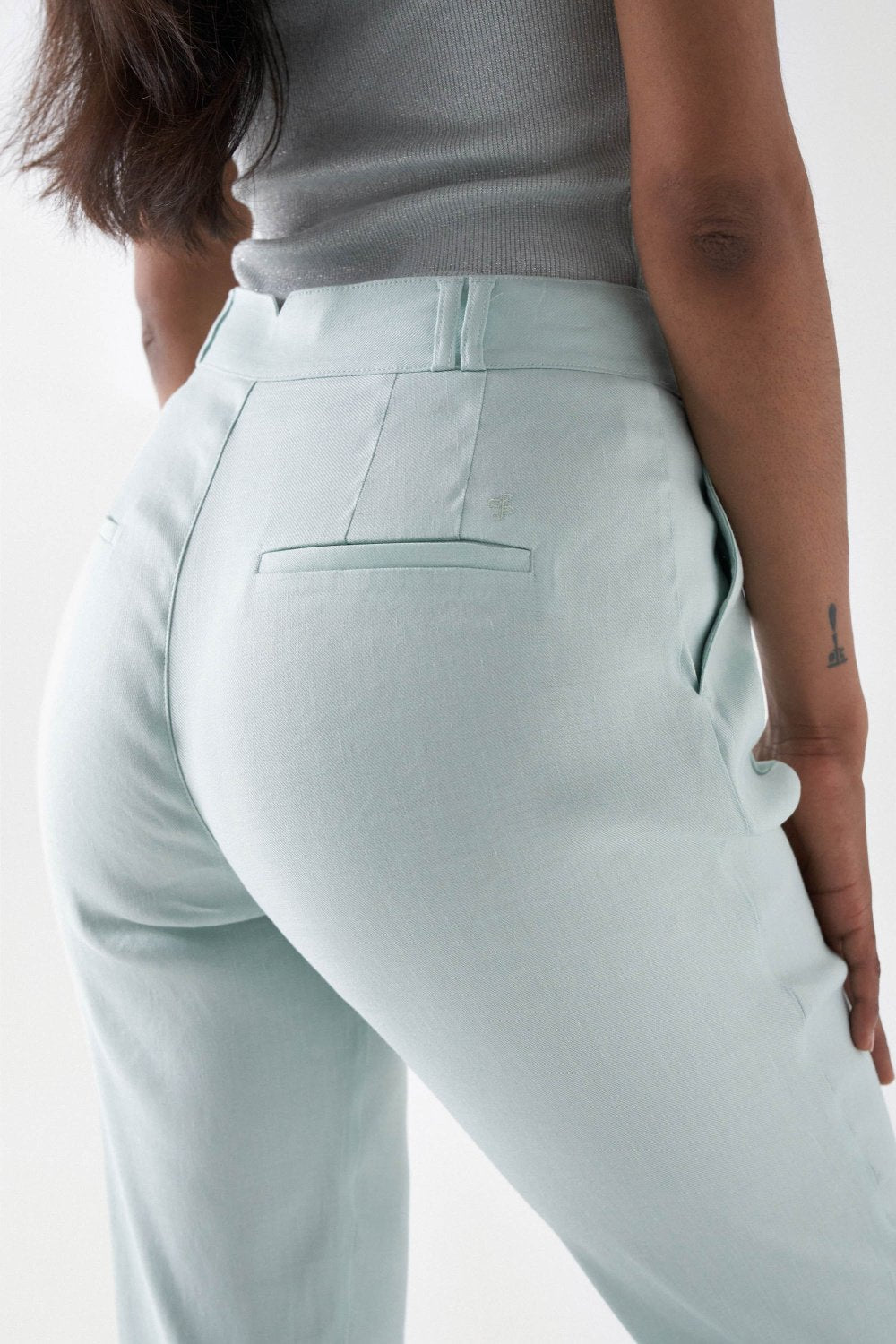 Linen Chino in Light Green Pantalon Salsa Jeans   