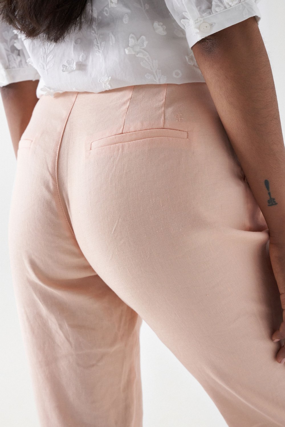 Linen Chino in Light Pink Pantalon Salsa Jeans   