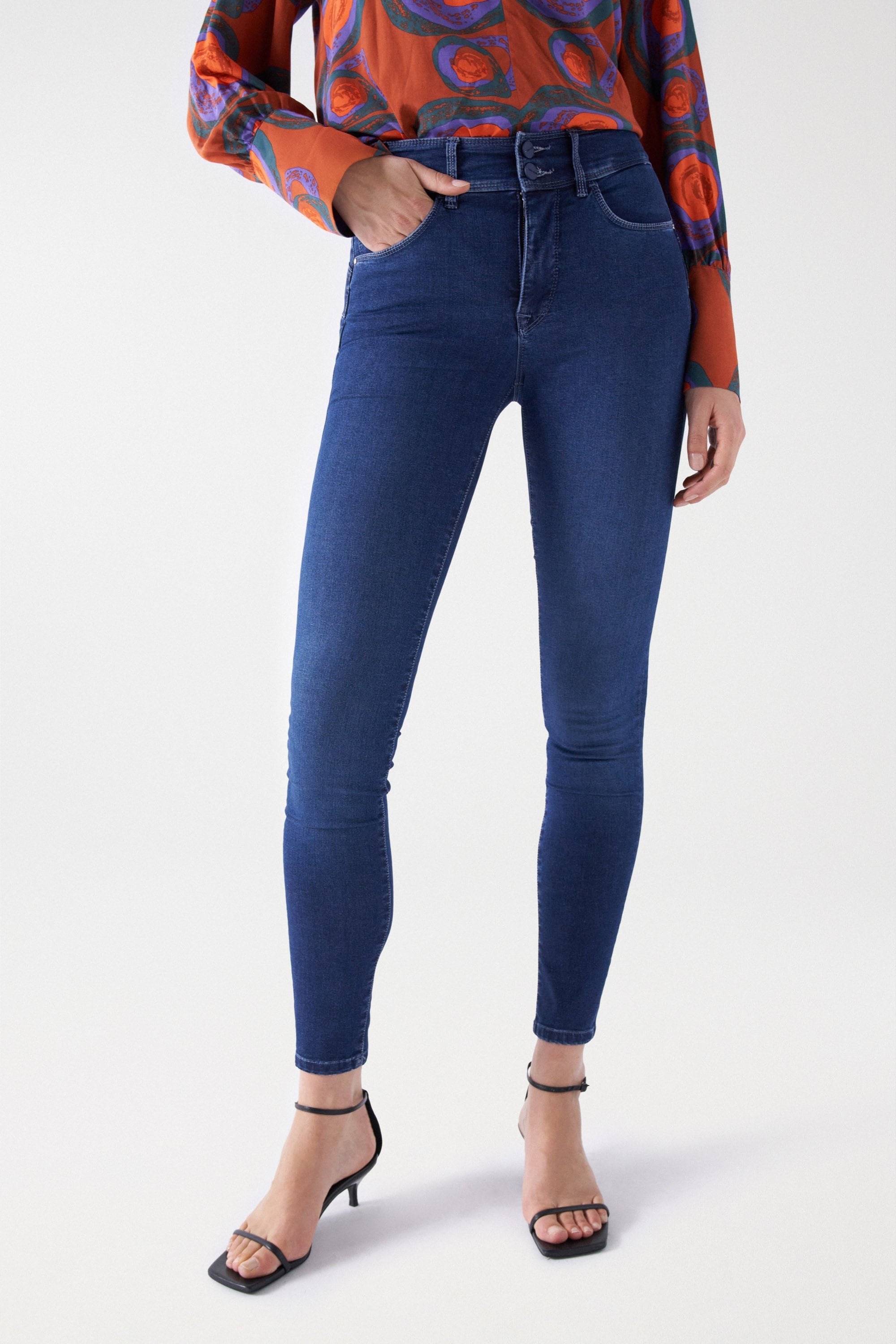 Secret With Embroidery en jeans Medium Wash Salsa Jeans   