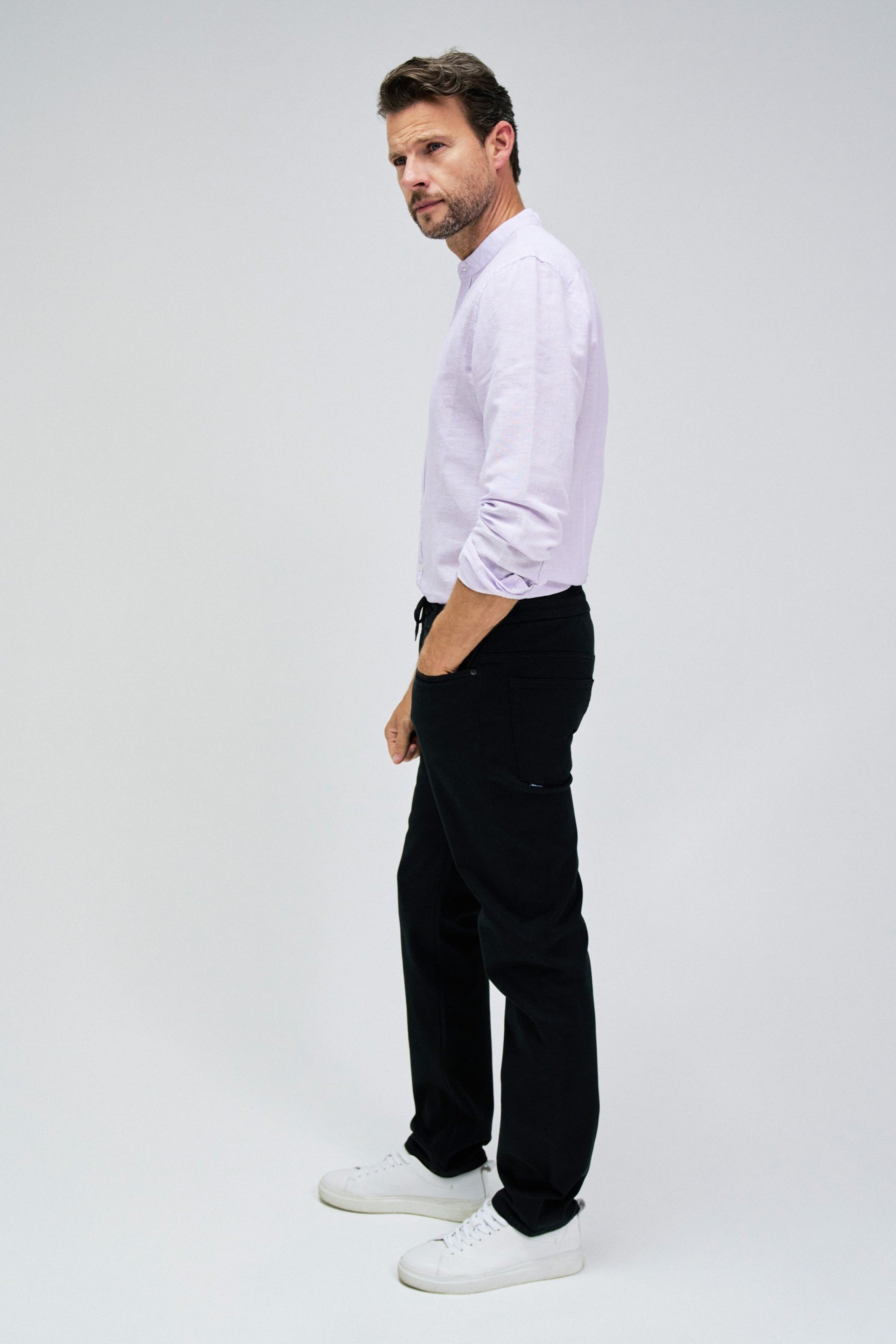 Regular Jogger S-Activ Colors in Black Pantalons Salsa Jeans