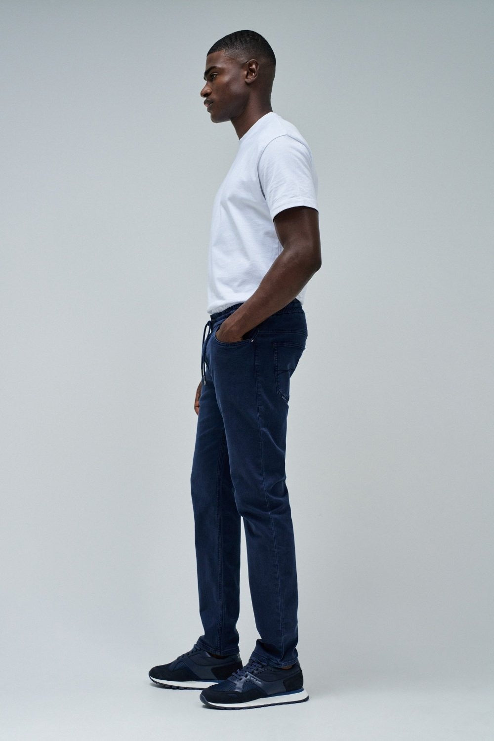 Regular Jogger S-Activ Colors in Dark Blue Pantalon Salsa Jeans