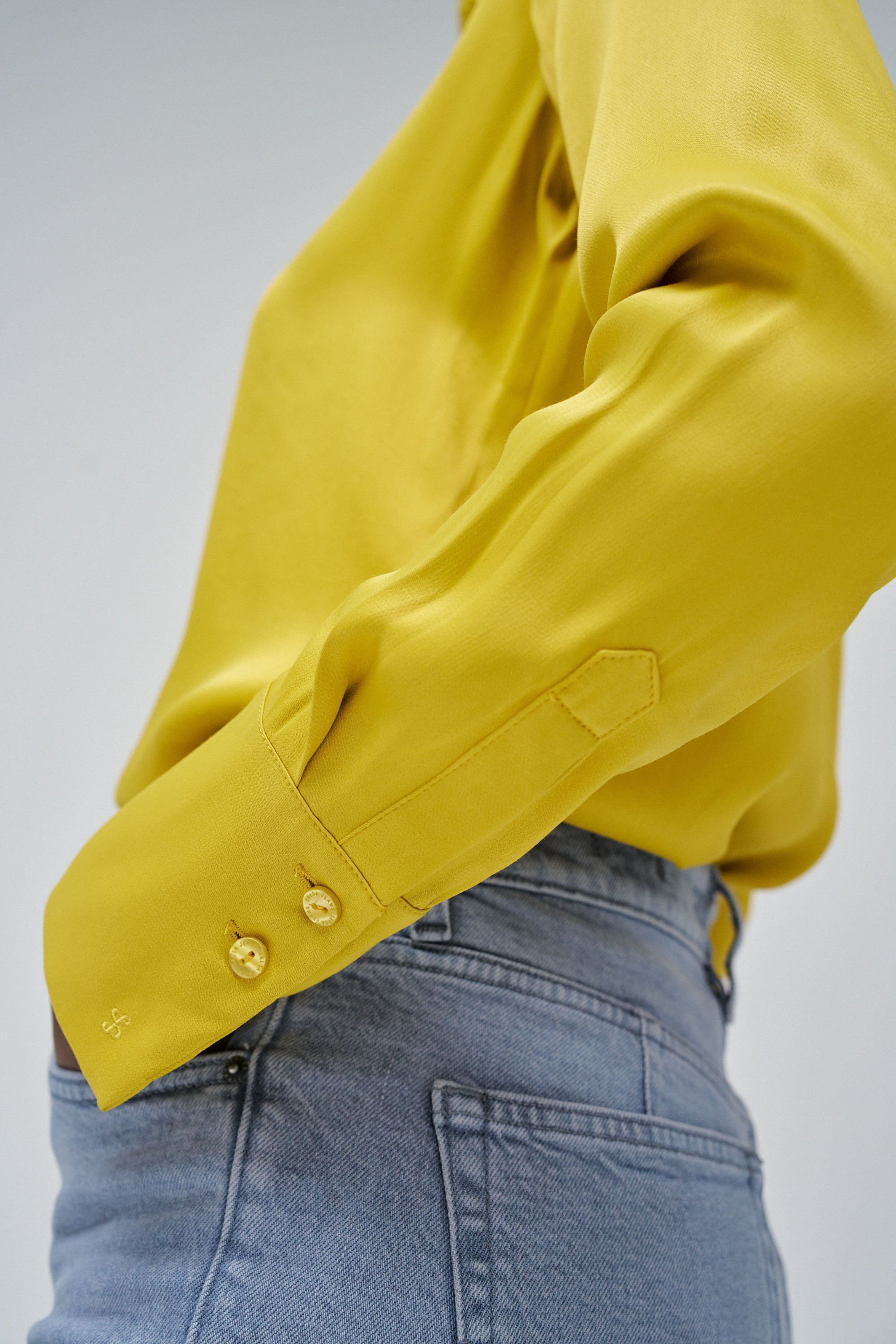 Satin Basic Shirt with Placket Detail in Light Yellow Chemises Salsa Jeans   